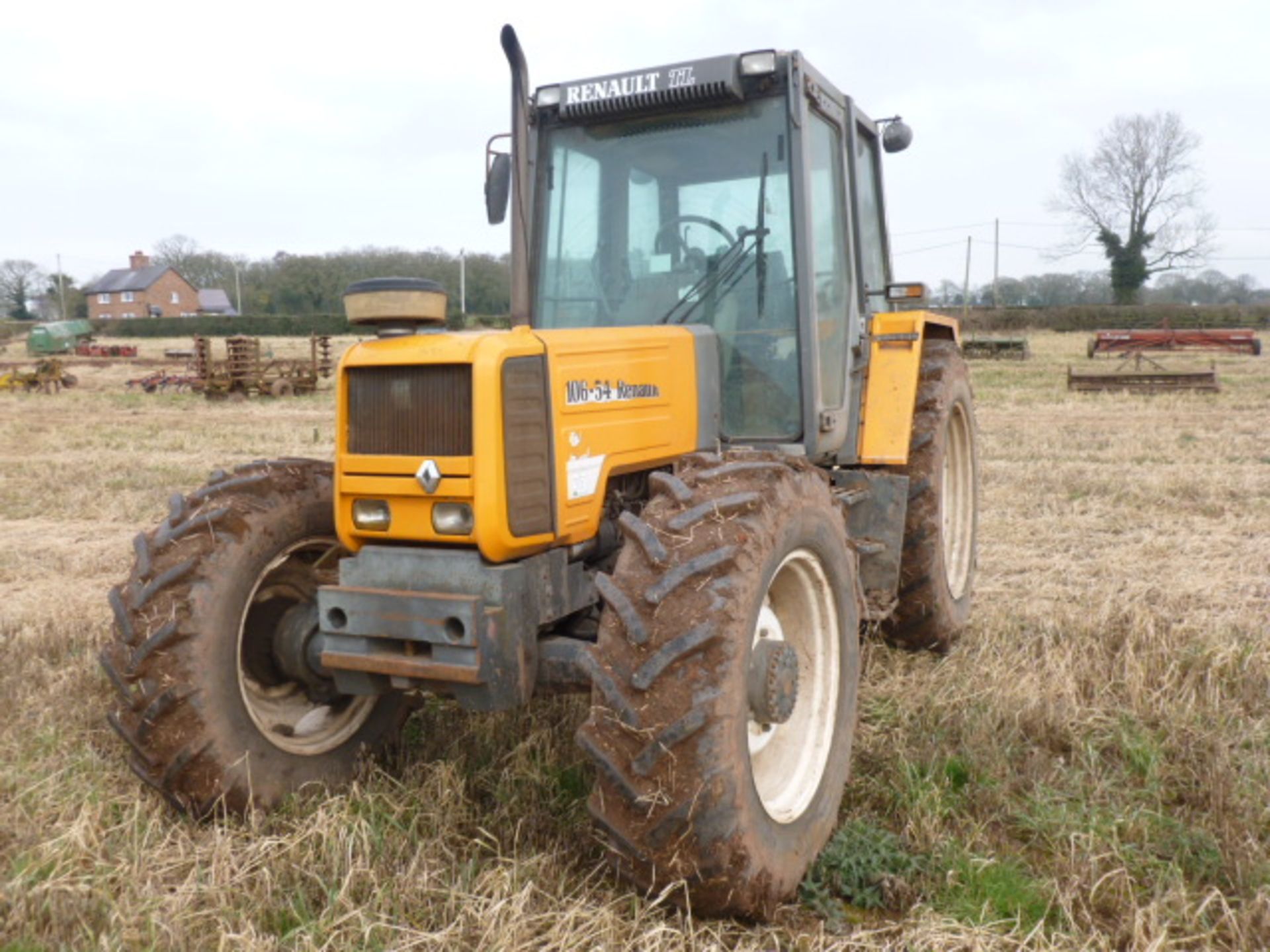 RENAULT 106-54 TURBO 4WD TRACTOR reg N908 FCA, 7823 HOURS - Image 3 of 7