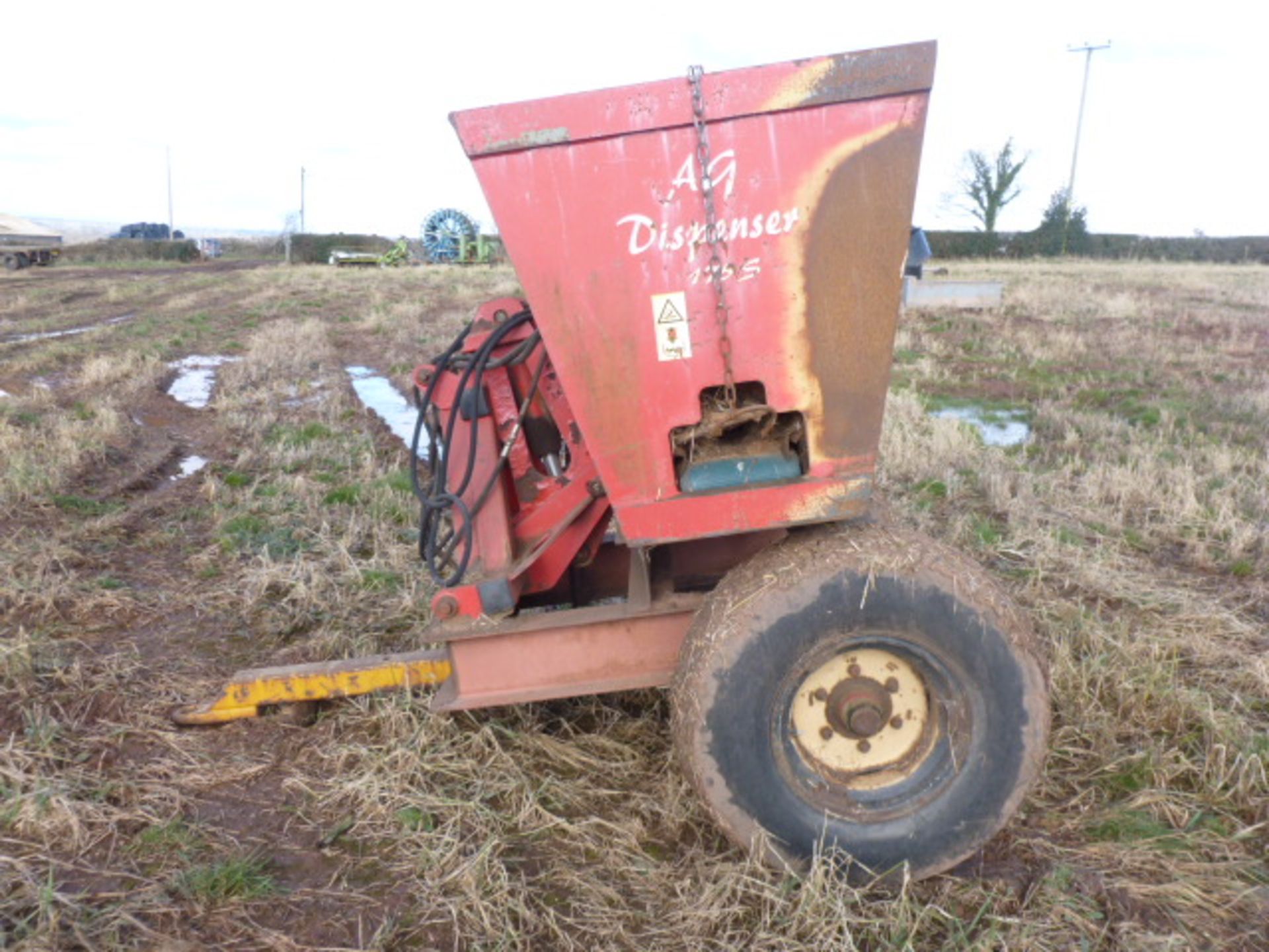 AG 1755 SAND DISPENSER 2001 - Image 2 of 5