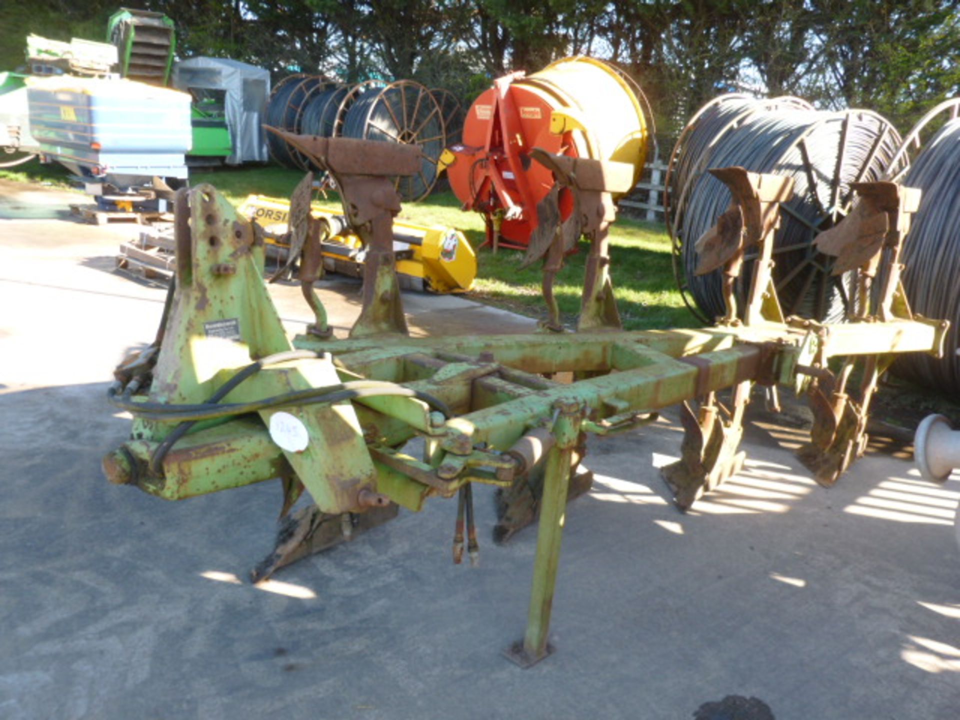 DOWDESWELL 4 FURROW PLOUGH