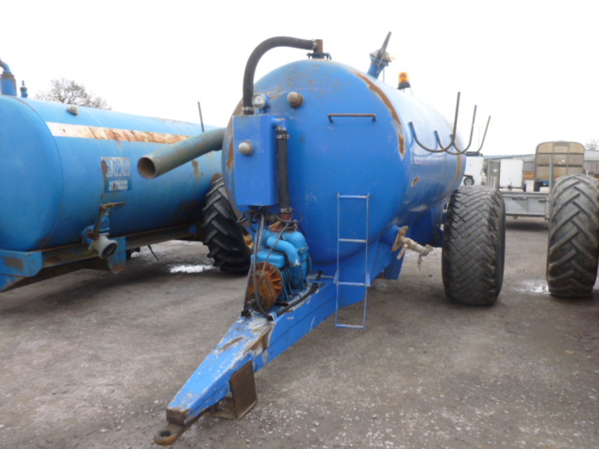 MARSHALL SLURRY TANK 1600 GALLON