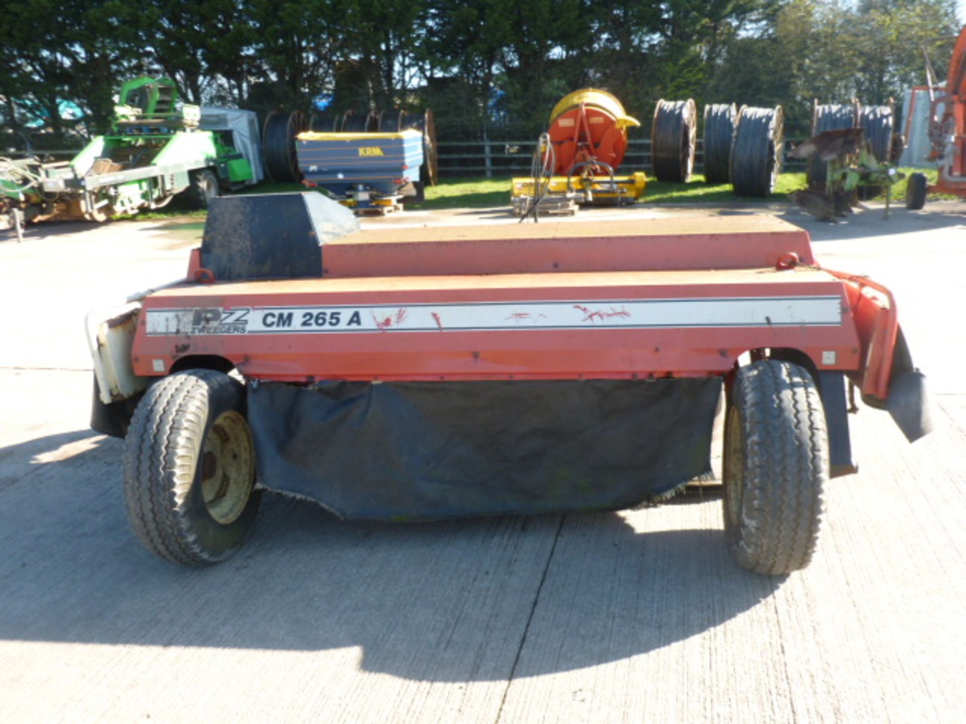 PZ 265A TRAILER 4 DRUM MOWER HYDRAULIC DRAW BAR - Image 2 of 2