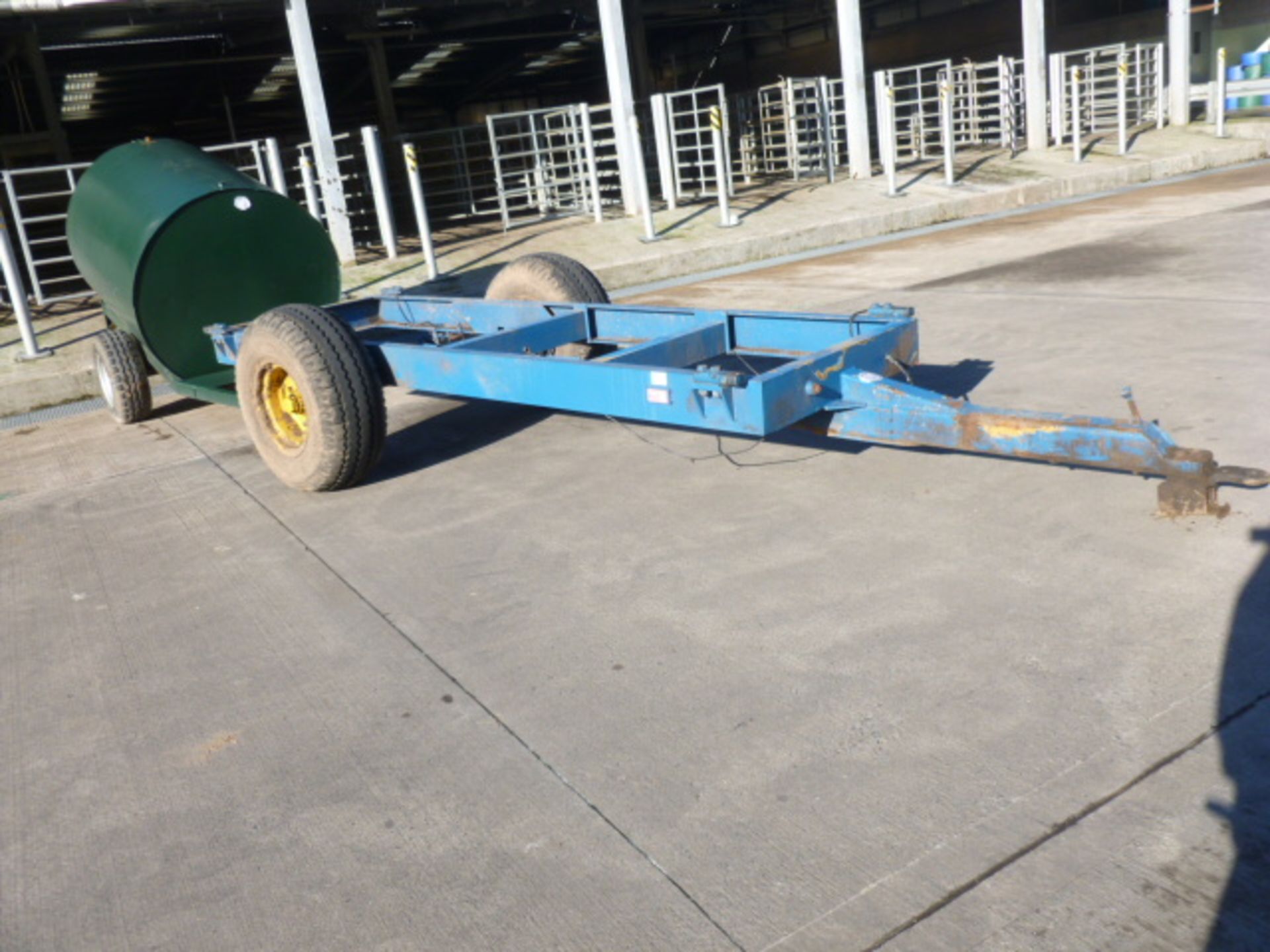 EX DIET FEEDER CHASSIS ON FLATATION WHEELS AND TYRES