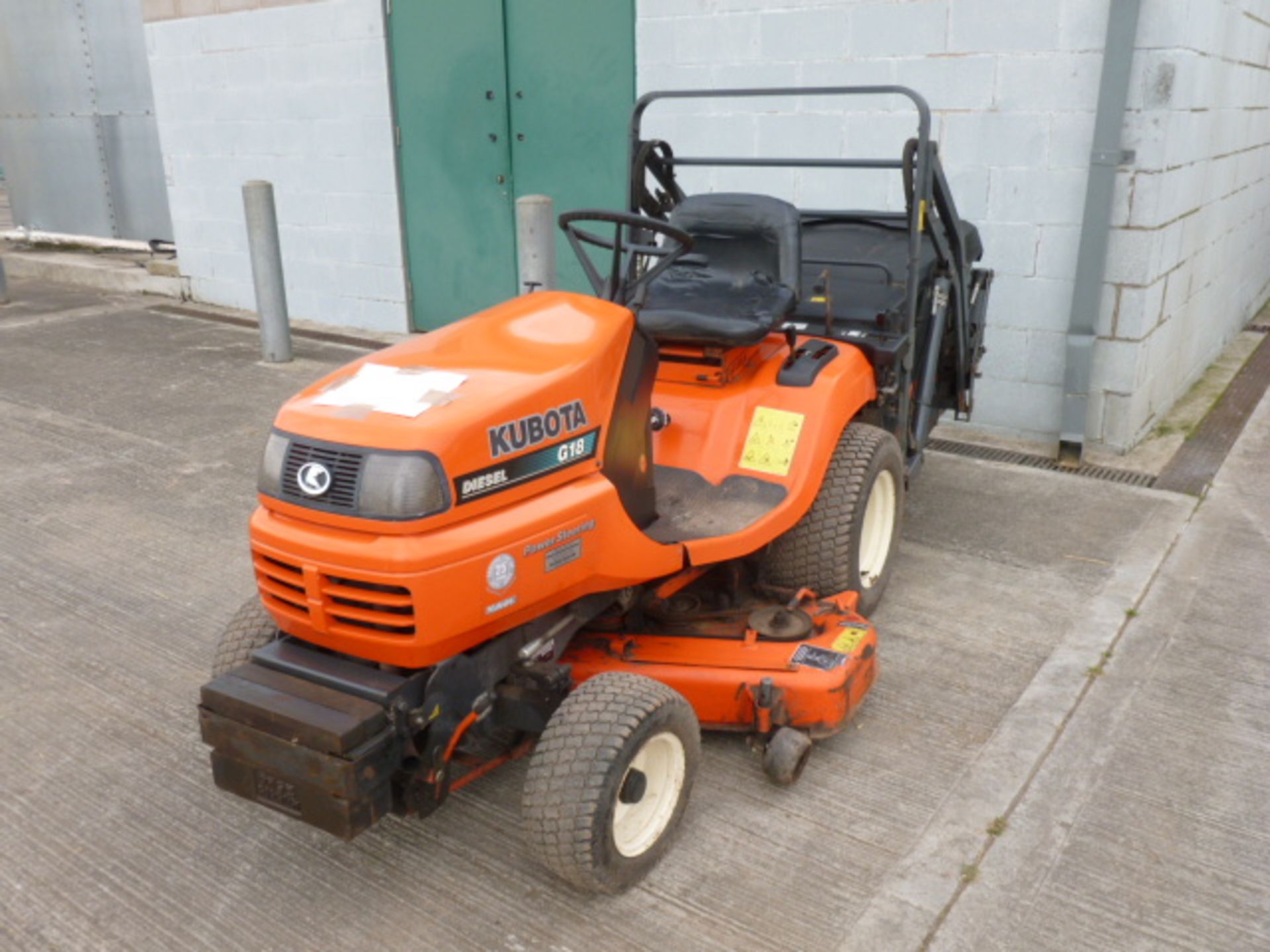 KUBOTA RIDE ON MOWER G18 GWO