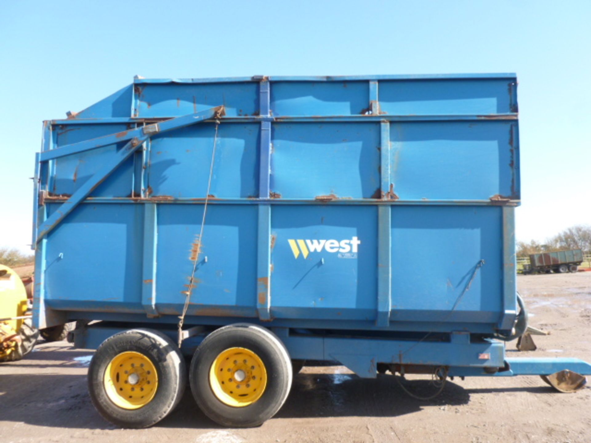 WEST 10T SILAGE TRAILER - Image 2 of 3