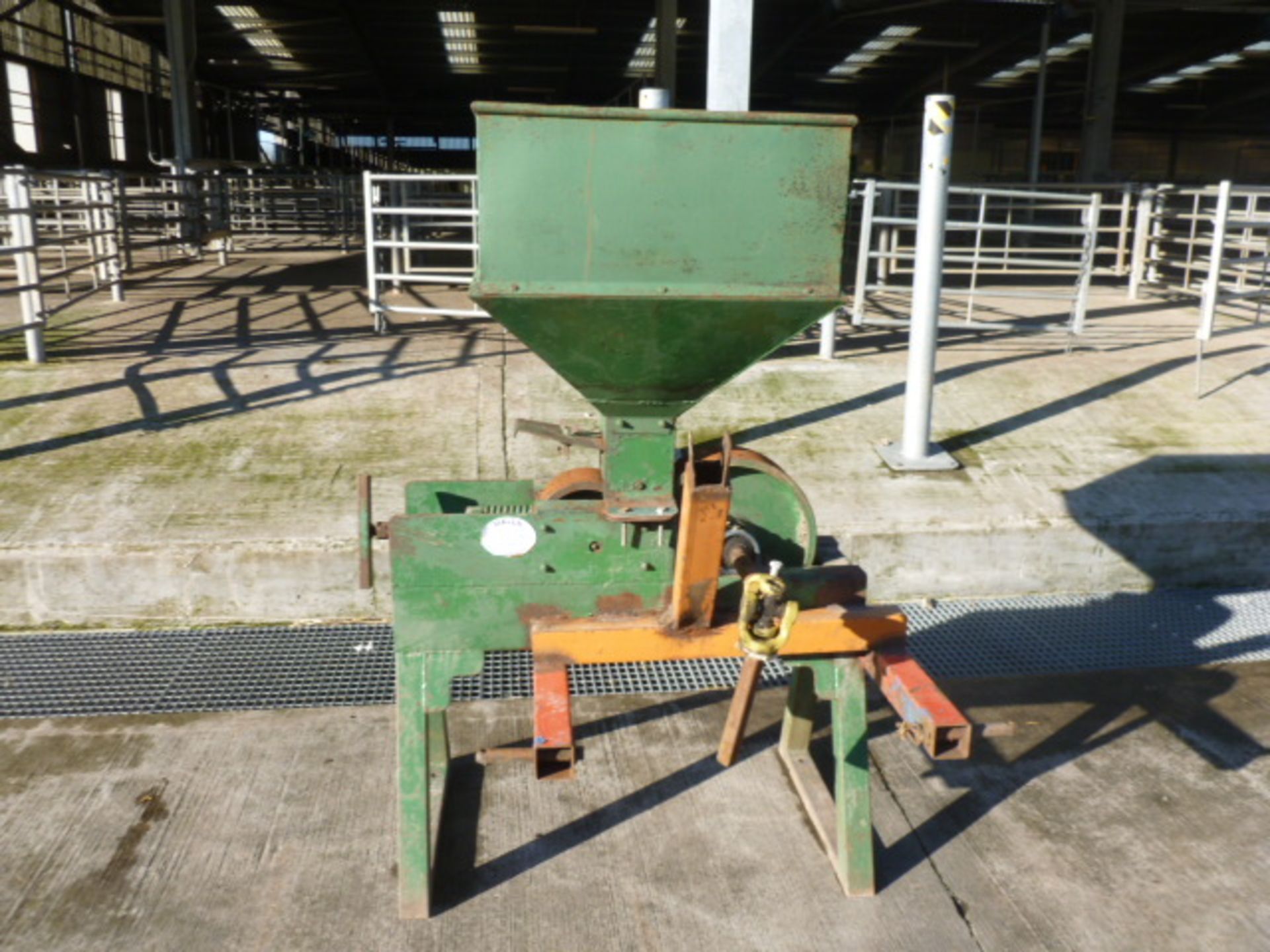 FRASER PTO ROLLER MILL