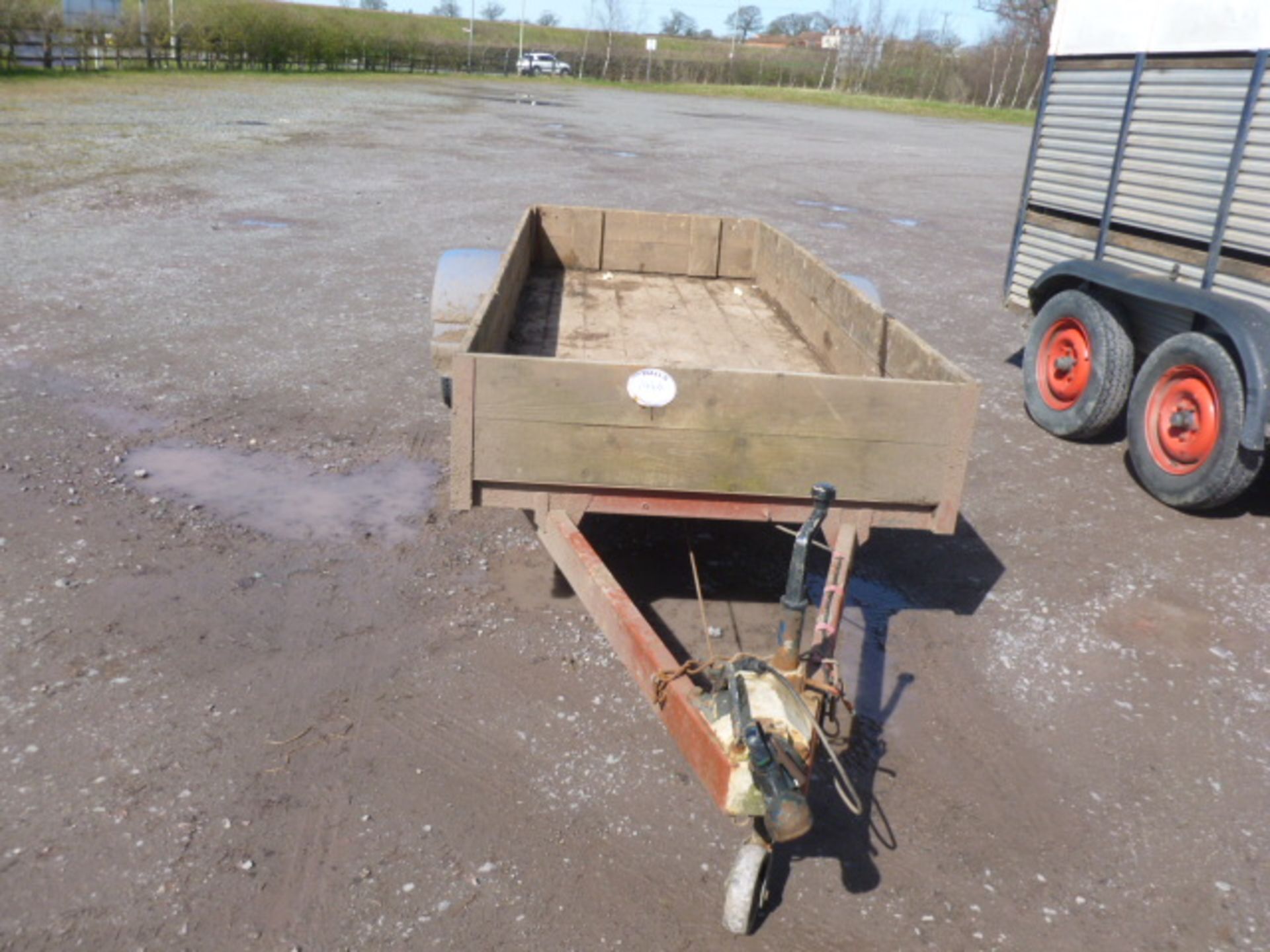 SINGLE AXLE WOODEN TRAILER