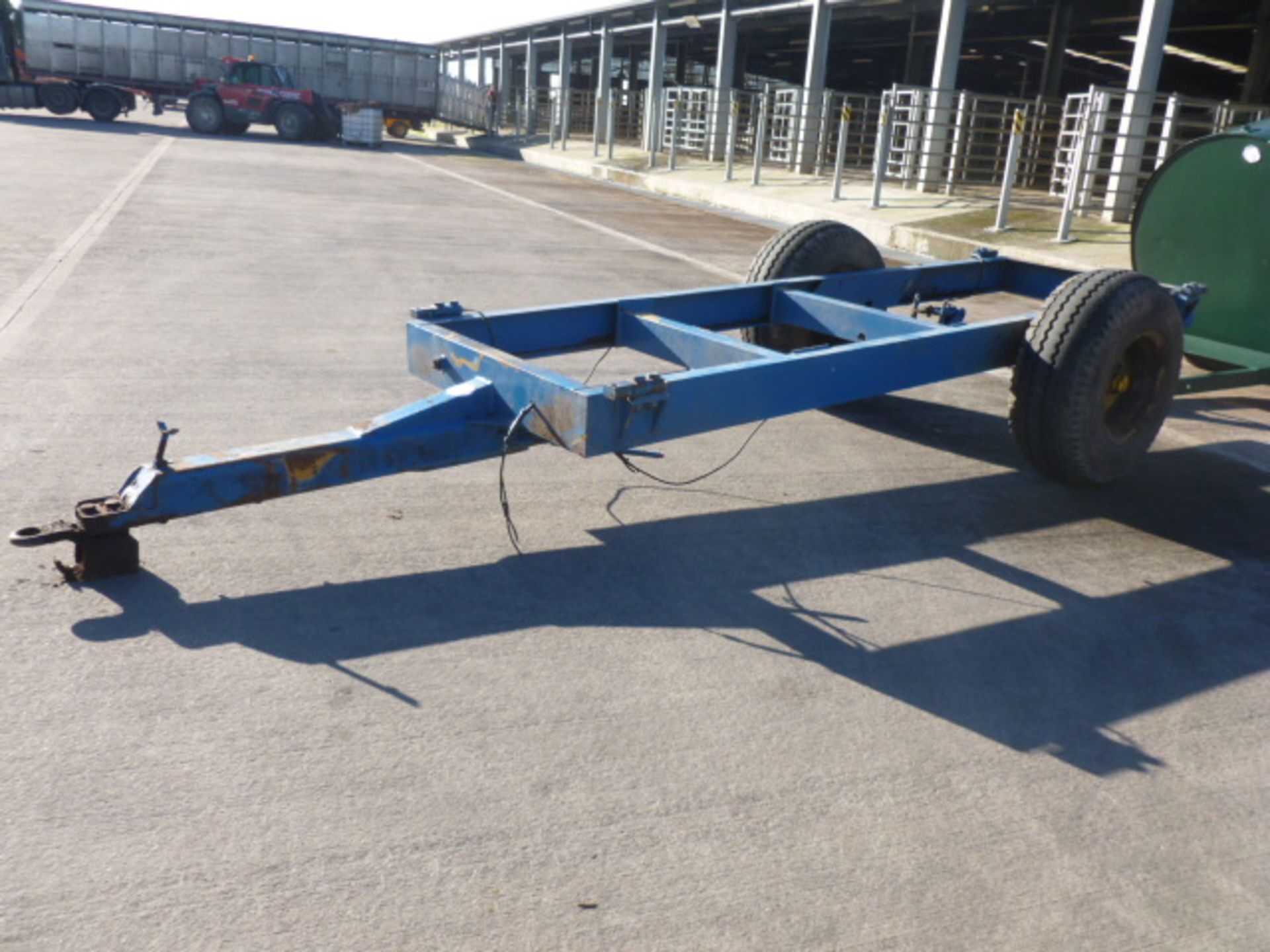 EX DIET FEEDER CHASSIS ON FLATATION WHEELS AND TYRES - Image 2 of 2