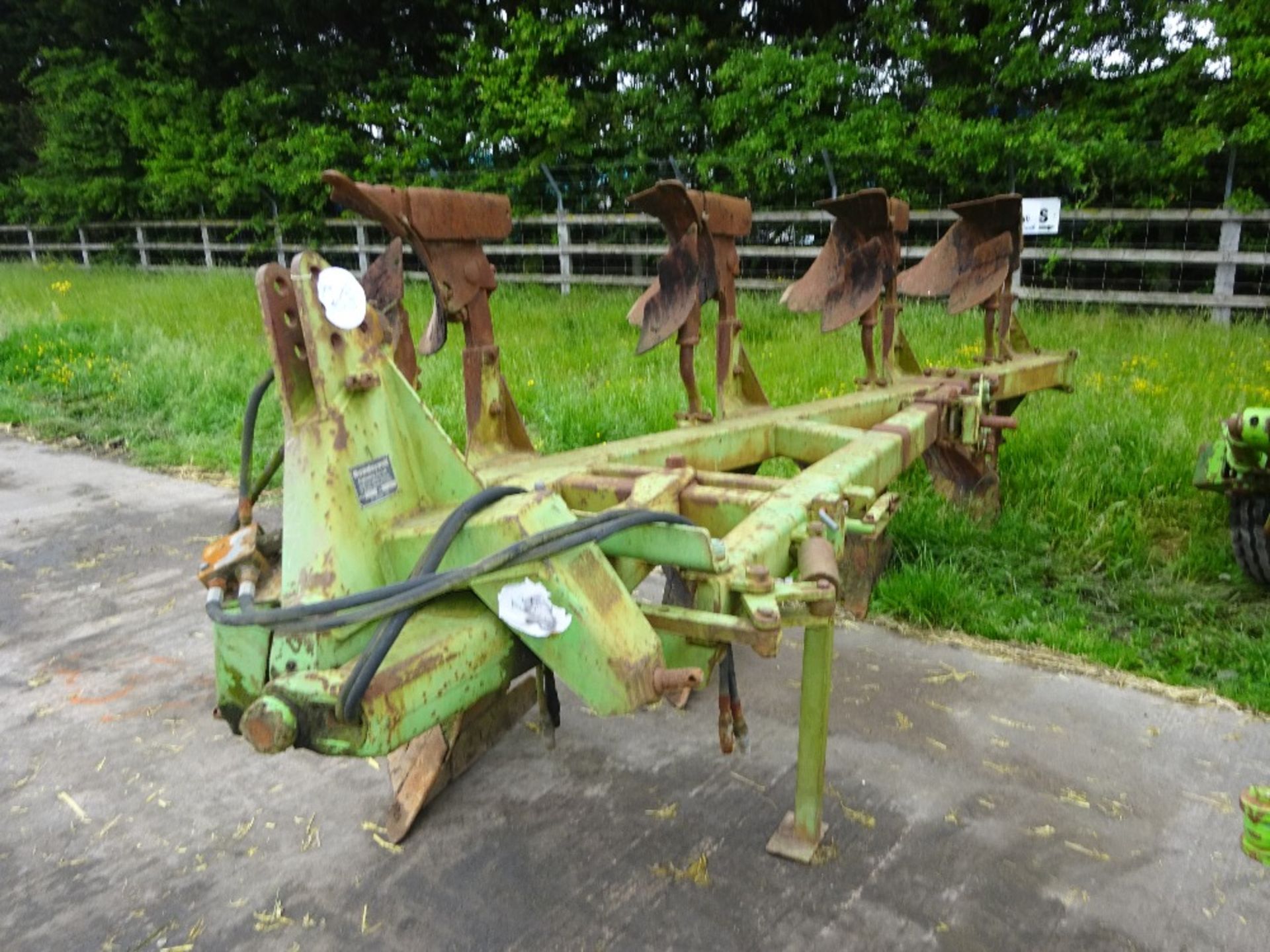 DOWDESWELL 4FT REVERSIBLE PLOUGH