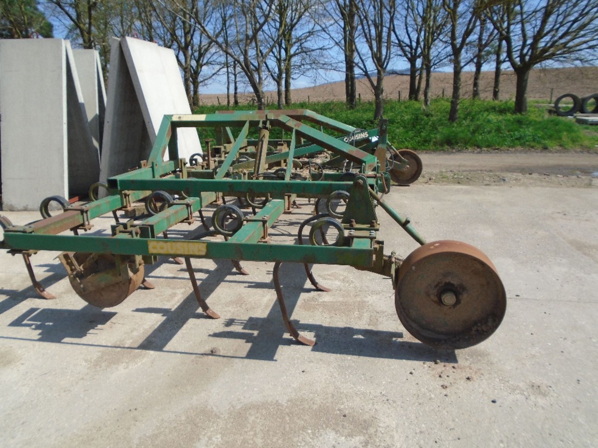 COUSINS HYD FOLDING 6M CULTIVATOR - Image 2 of 6