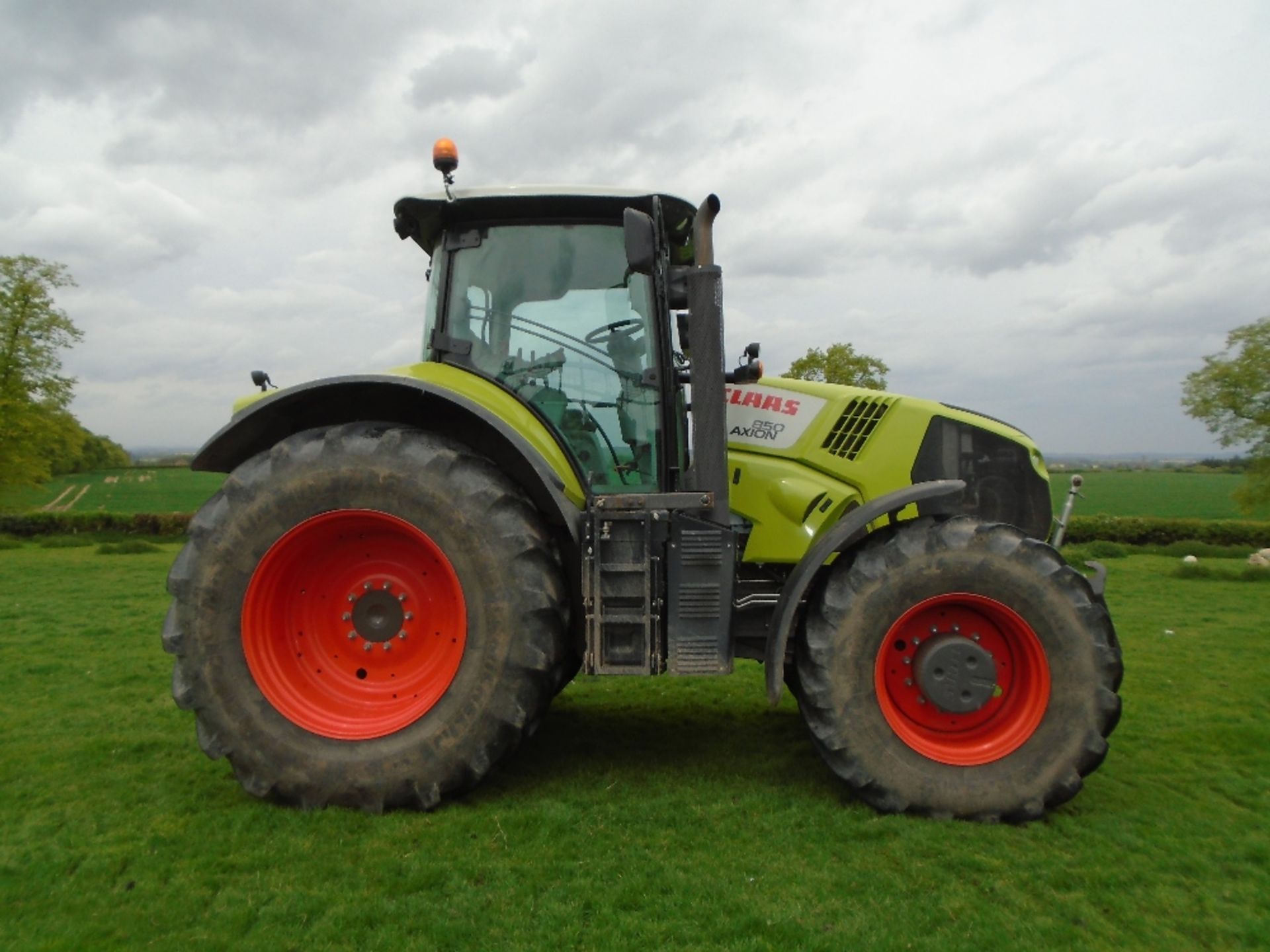 CLAAS AXION 850 - Bild 4 aus 7