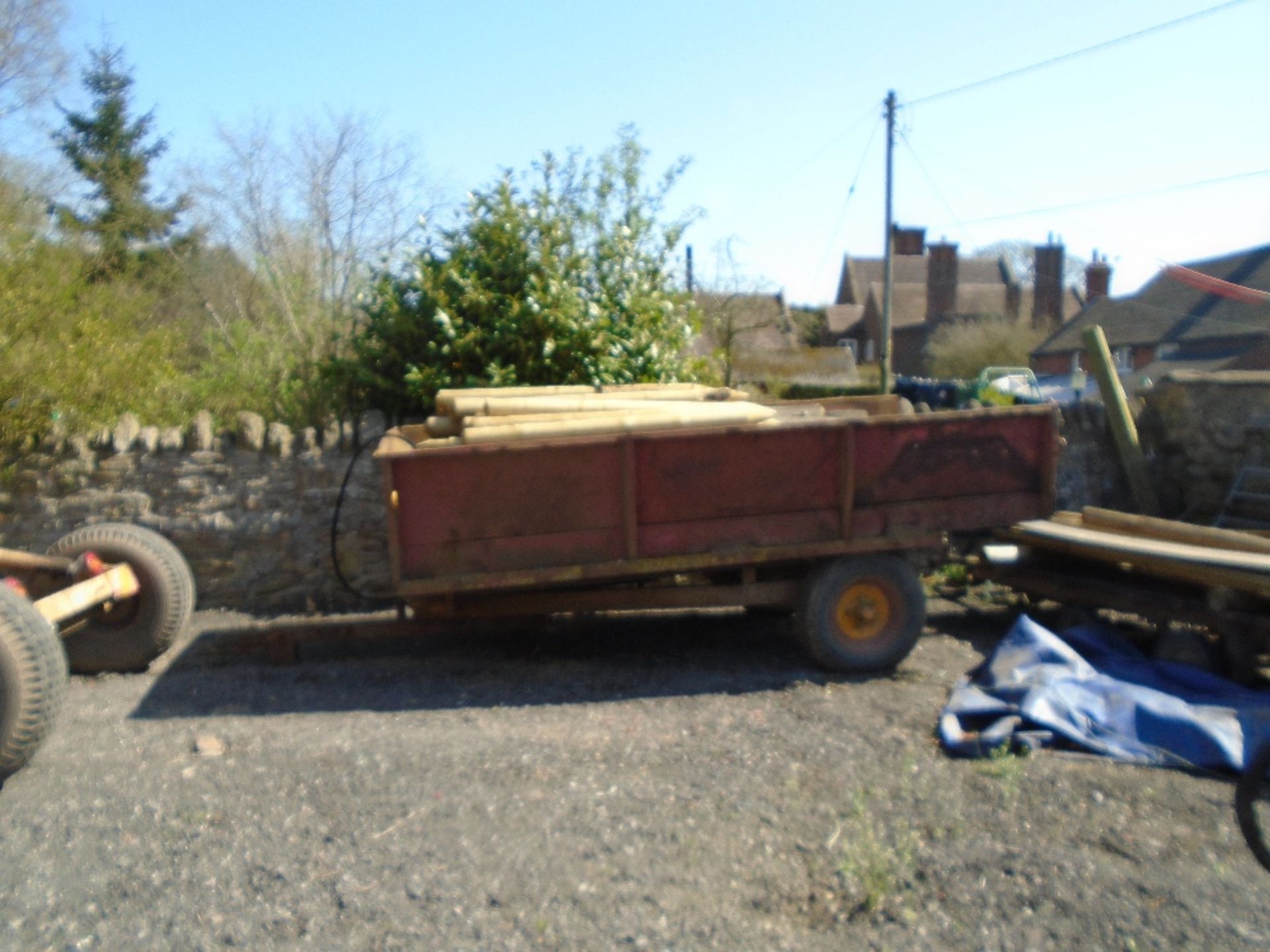 2 WHEEL FENCING TRAILER