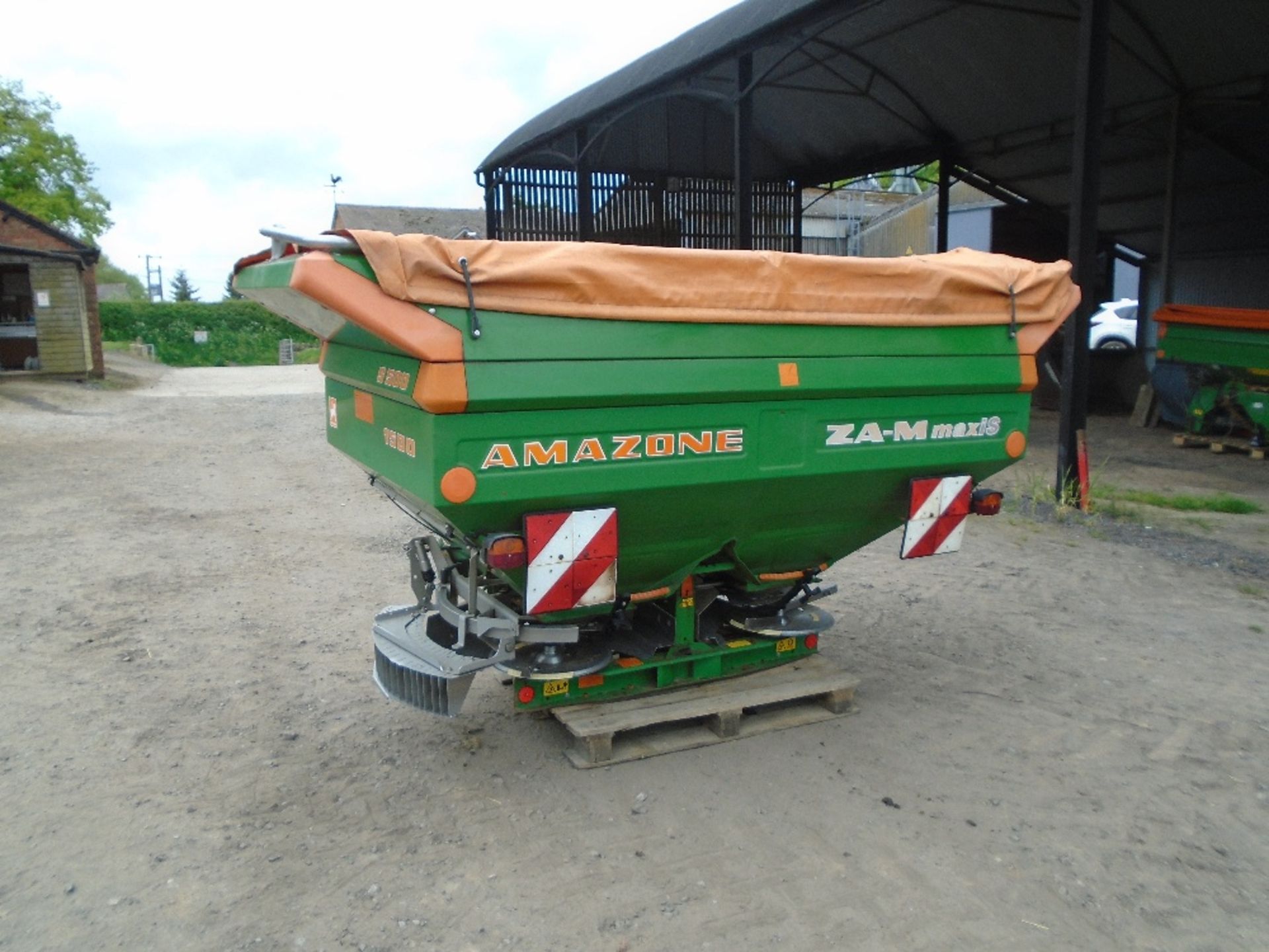 AMAZONE ZAM 1500 S500 FERTILIZER SPREADER - DEMOUNT TO FIT ON BATEMAN SPRAYER - Bild 3 aus 8