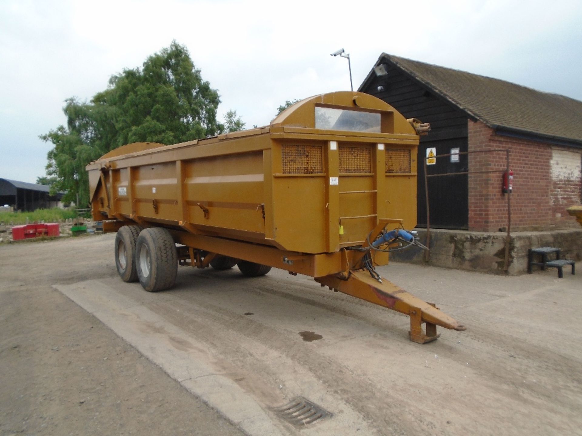 2005 RICHARD WESTERN 16T BULK TRAILER - Image 5 of 6