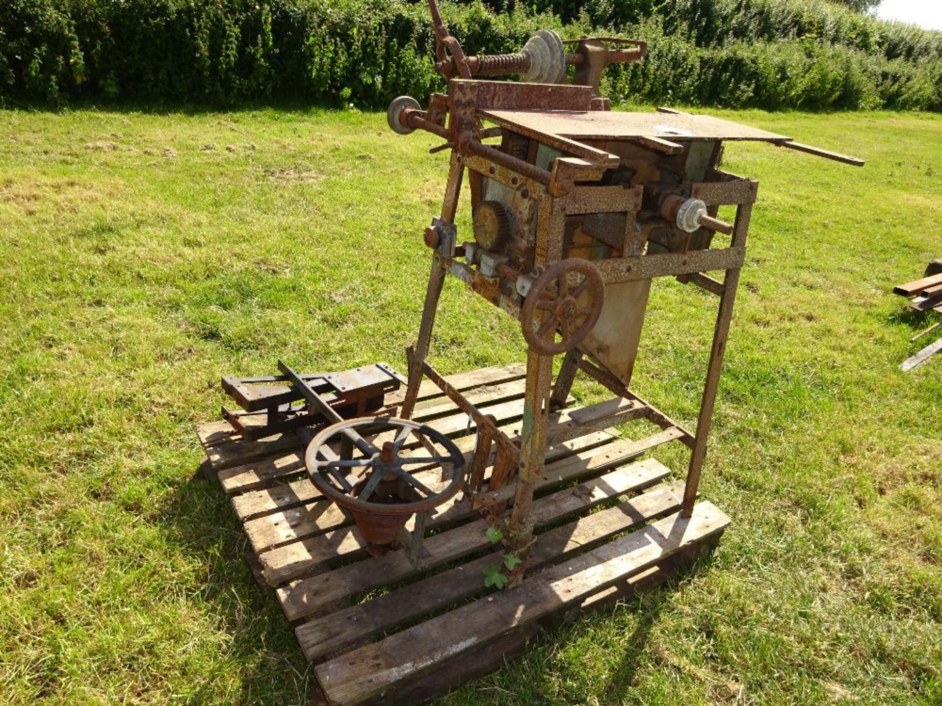 OLD GRINDER / SAW AND PARTS