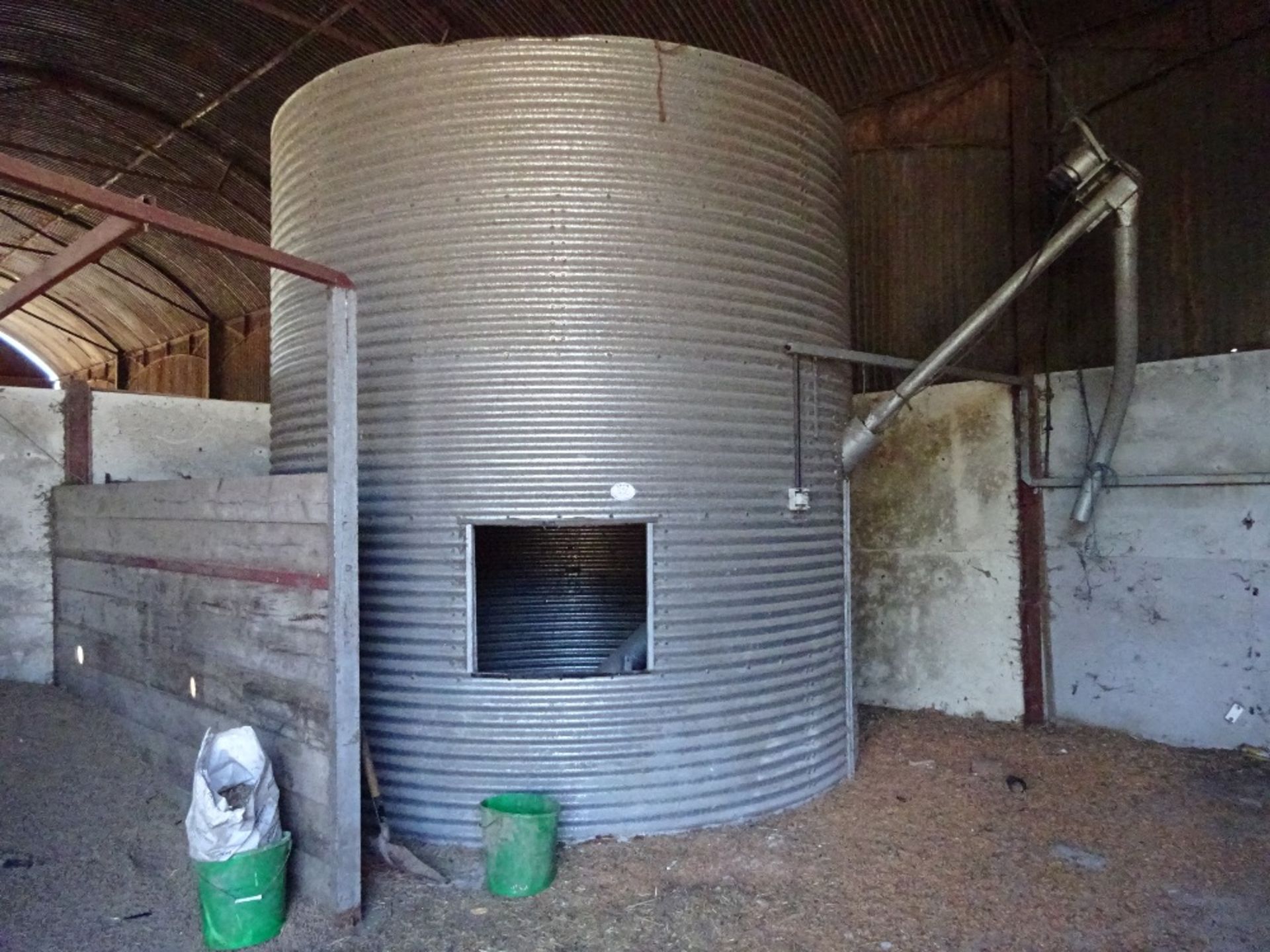 INDOOR GRAIN BINS 5M HIGH 4M WIDE