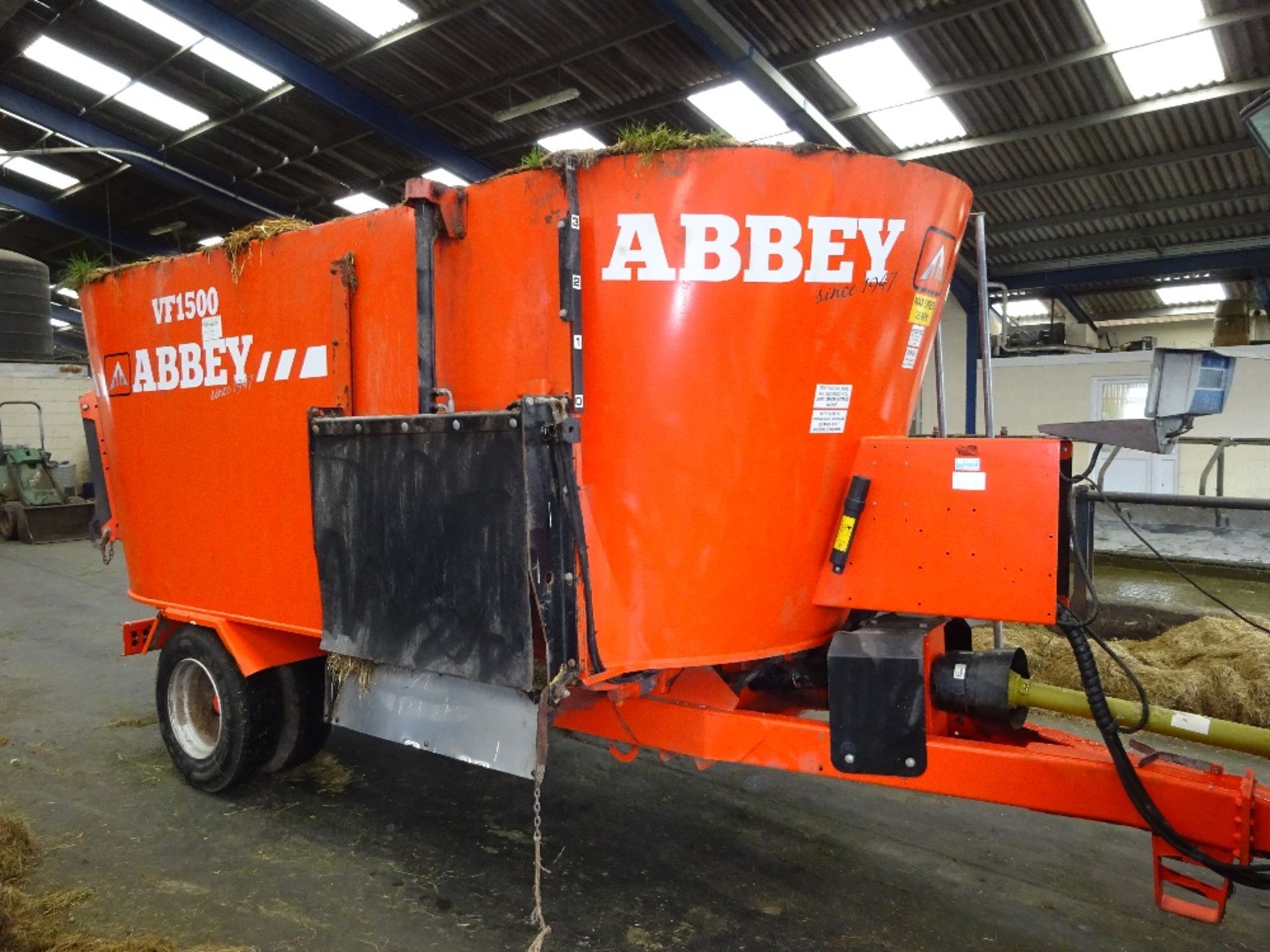 20015 ABBEY FEEDER VF1500