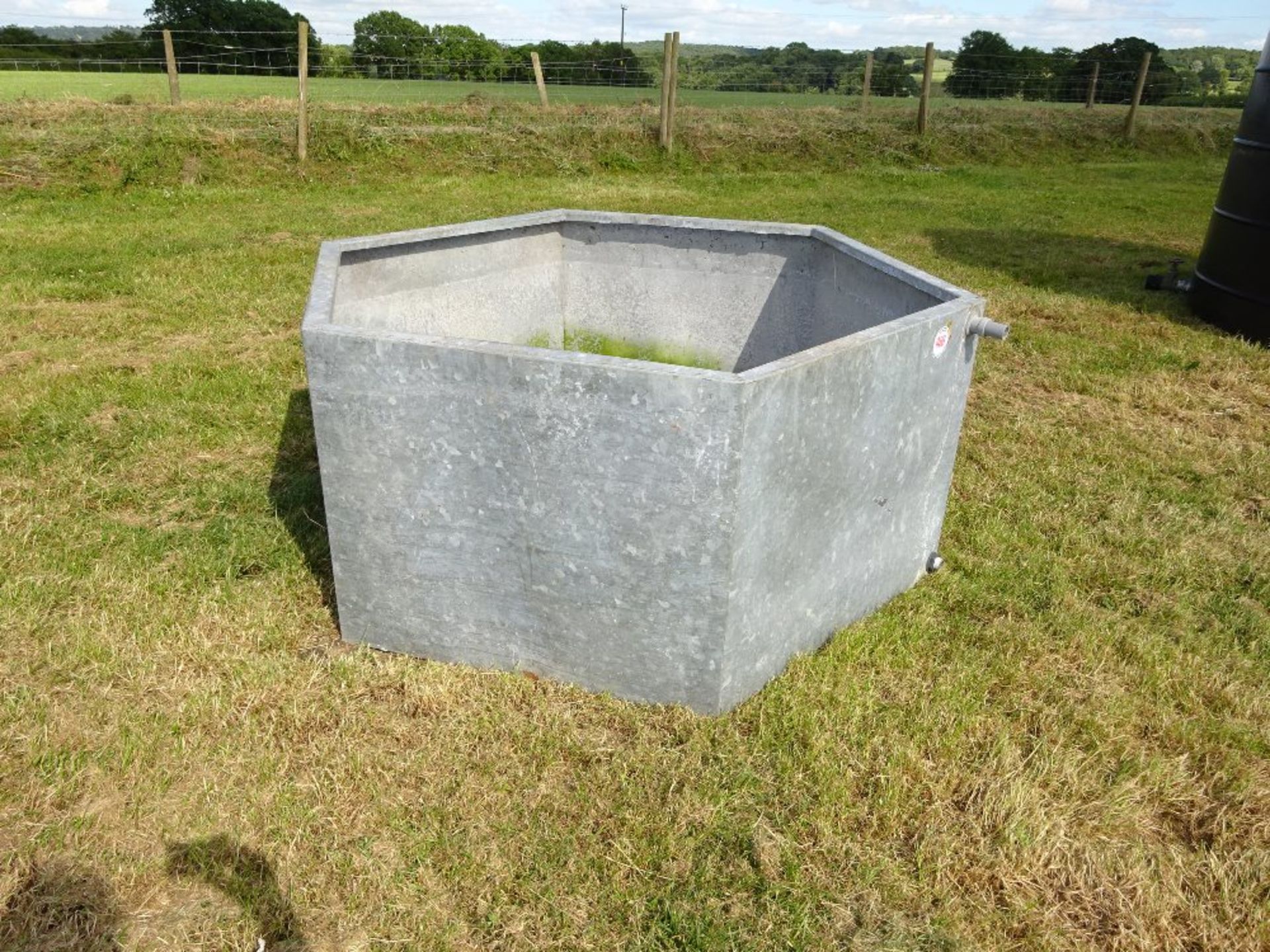 WATER TANK 3CB 300G