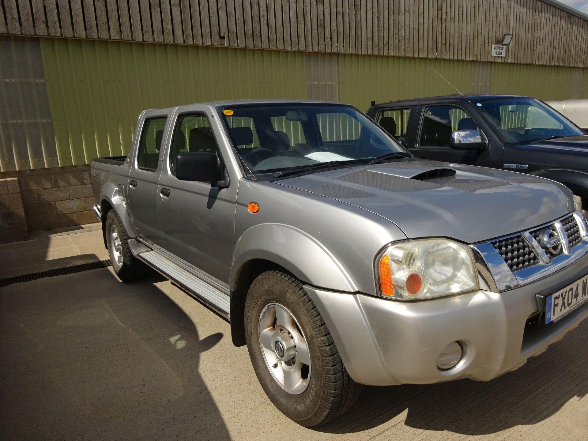 NISSAN PICK UP - REG NUMBER FX04 WFL RECENT ENGINE REBUILD BY (BILLCAR) - NEW CRANK, OIL PUMP ETC - Image 2 of 2