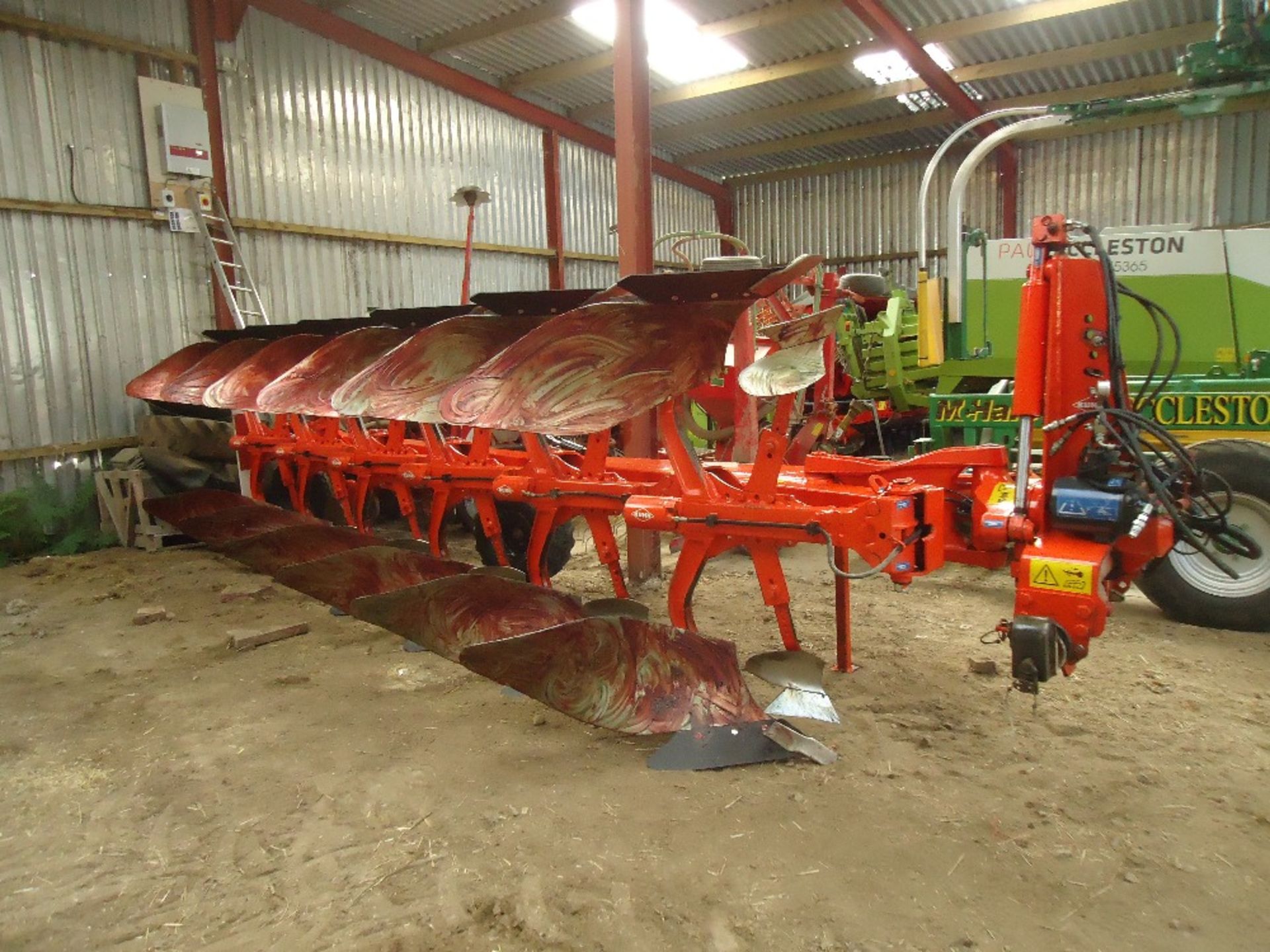 2010 KUHN VARIMASTER 152 6 FURROW PLOUGH 5+1 FURROWS, AUTO RESET WIDE DEPTH WHEEL,TRANSPORT WHEEL,