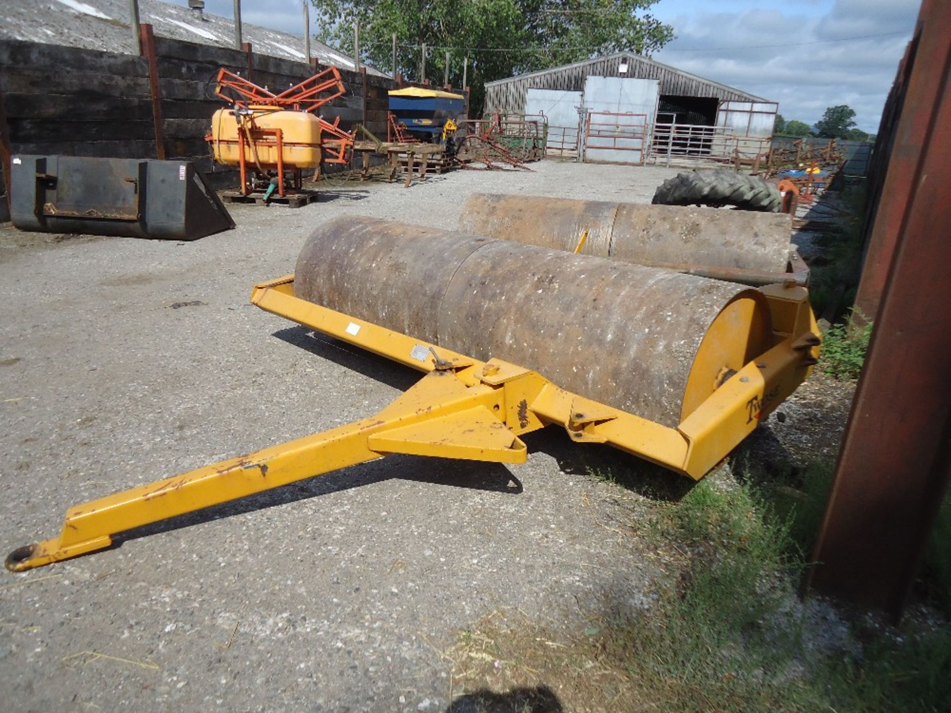 TWOSE BALLAST ROLLER