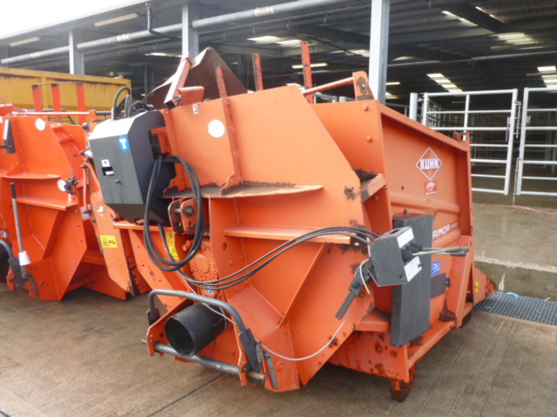 KUHN PRIMOR P MOUNTED STRAW CHOPPER