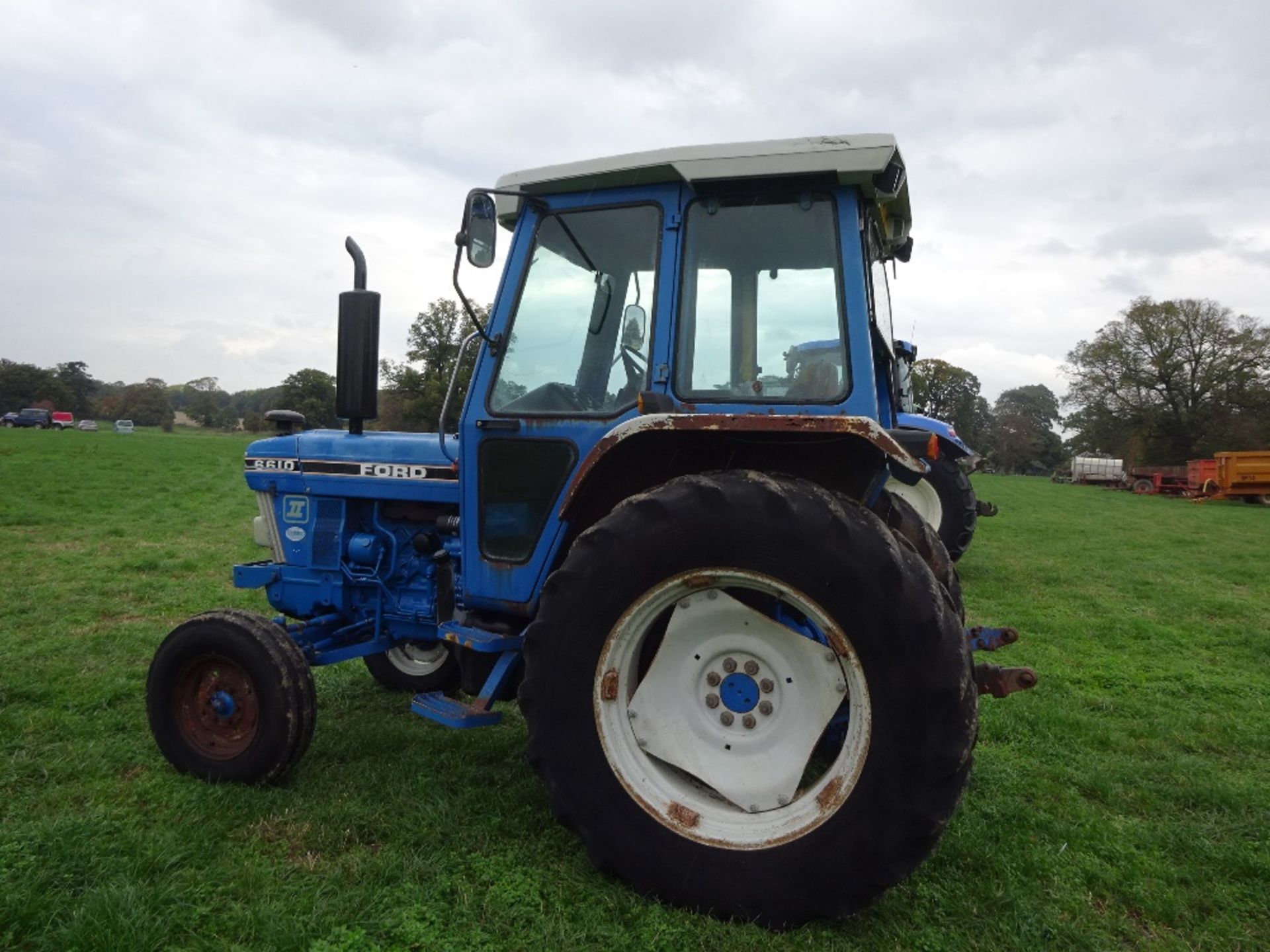 Ford 6610 2wd SQ 8084 hrs 1988 Reg No. F377 AUX