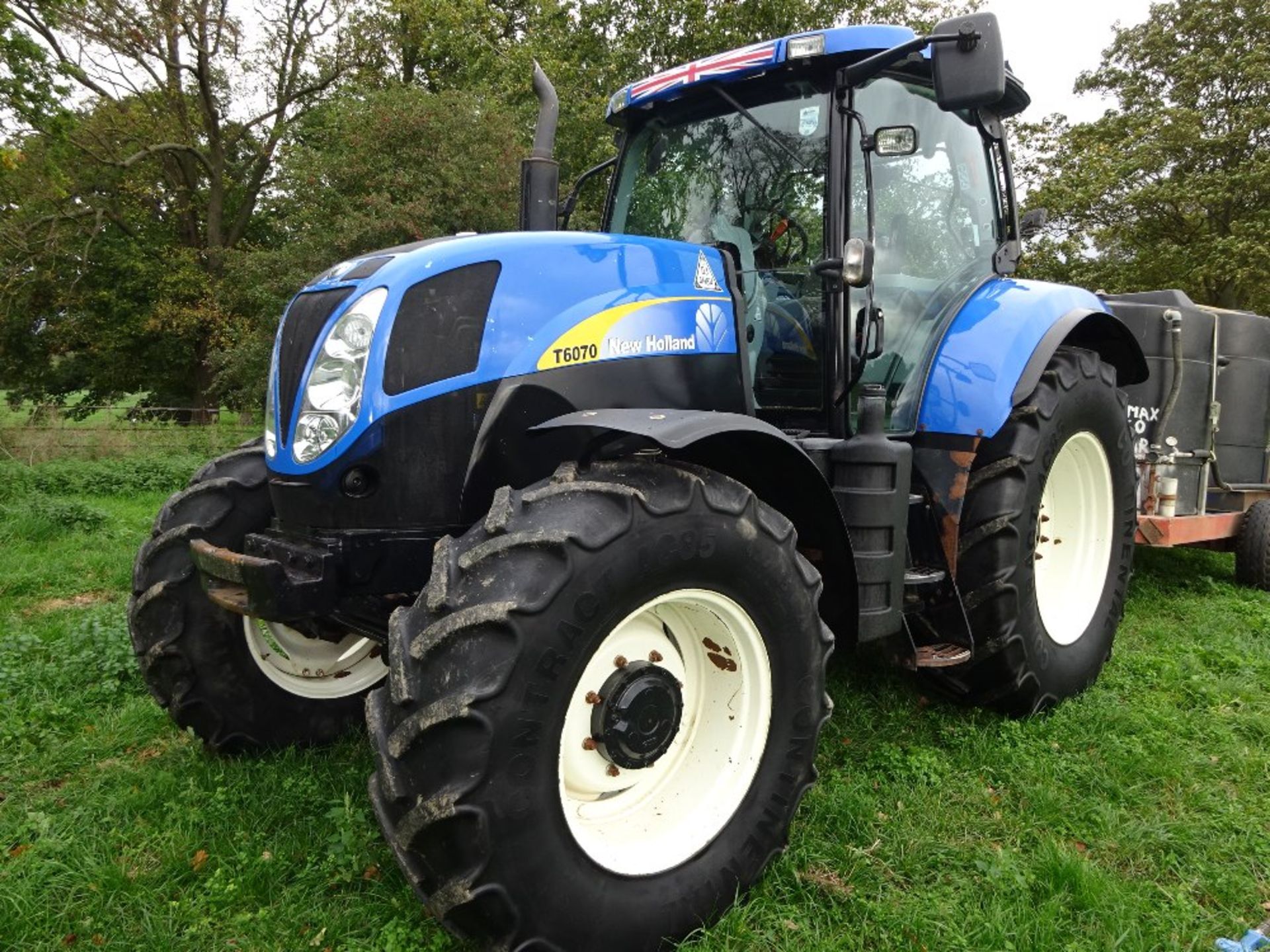 New Holland 6070 elite 2010 4851 hrs 2010 Reg No. DX60 BPF - Image 2 of 7