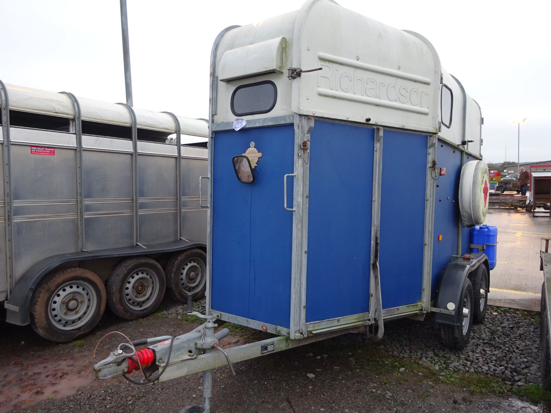 RICHARDSON HORSE TRAILER