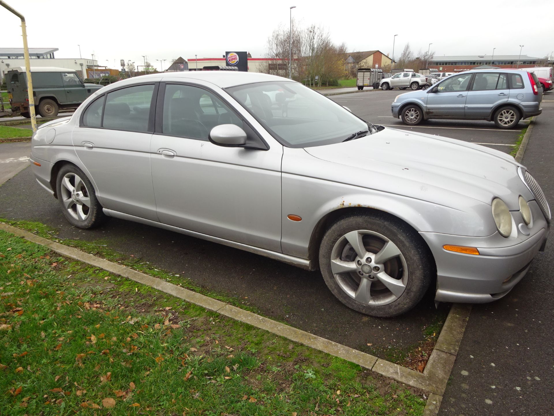 JAGUAR S TYPE CAR 2004 - Image 2 of 3