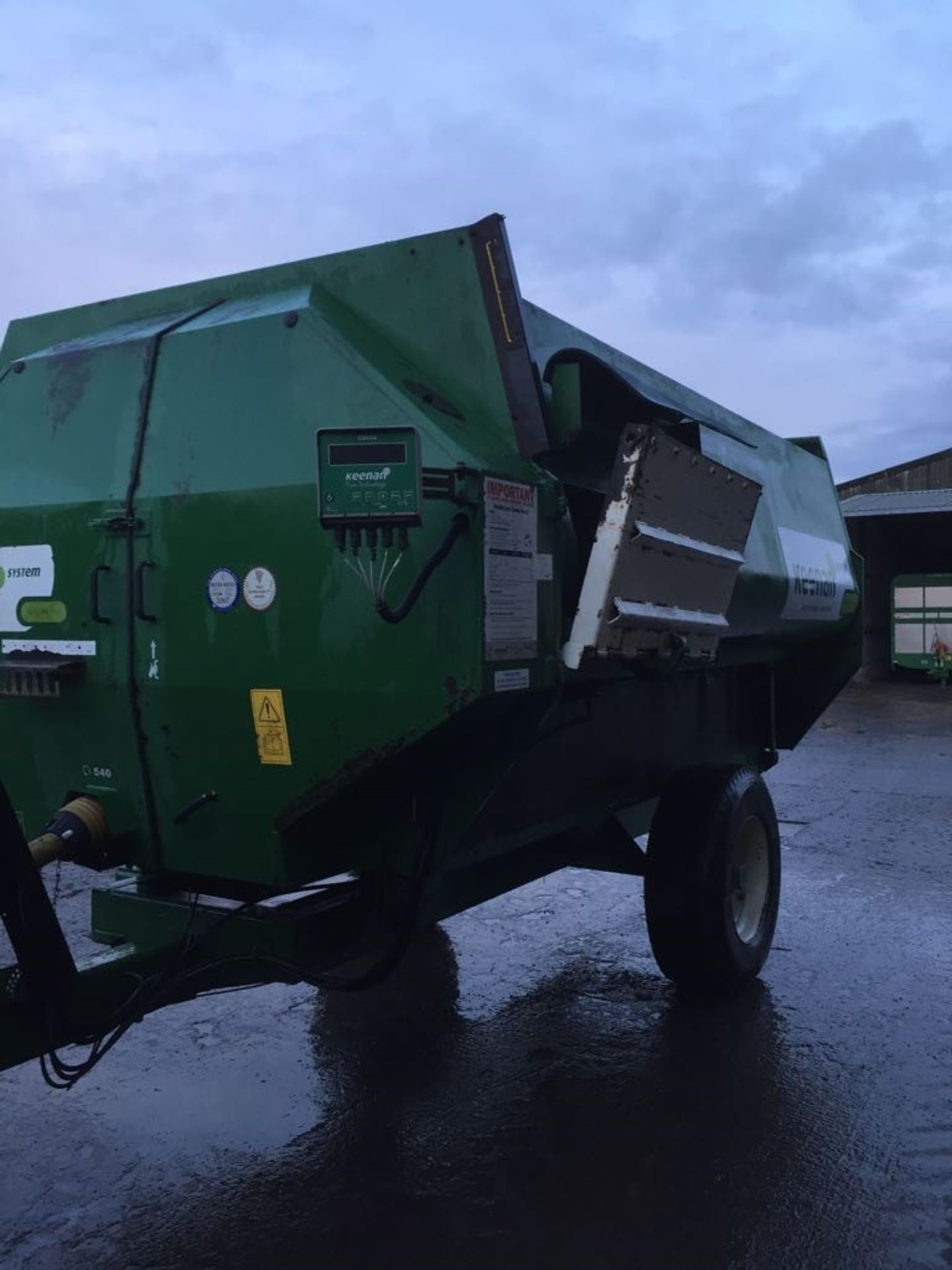 KEENAN  FEEDER WAGON - Image 5 of 6