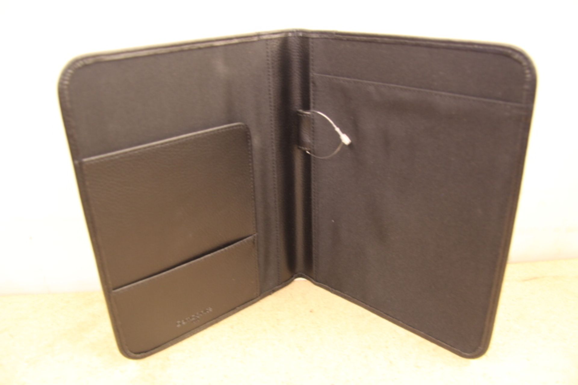 V Brand New Samsonite Small Black Executive Folder With-Pen Pocket-Card Pocket-One Inner Pocket
