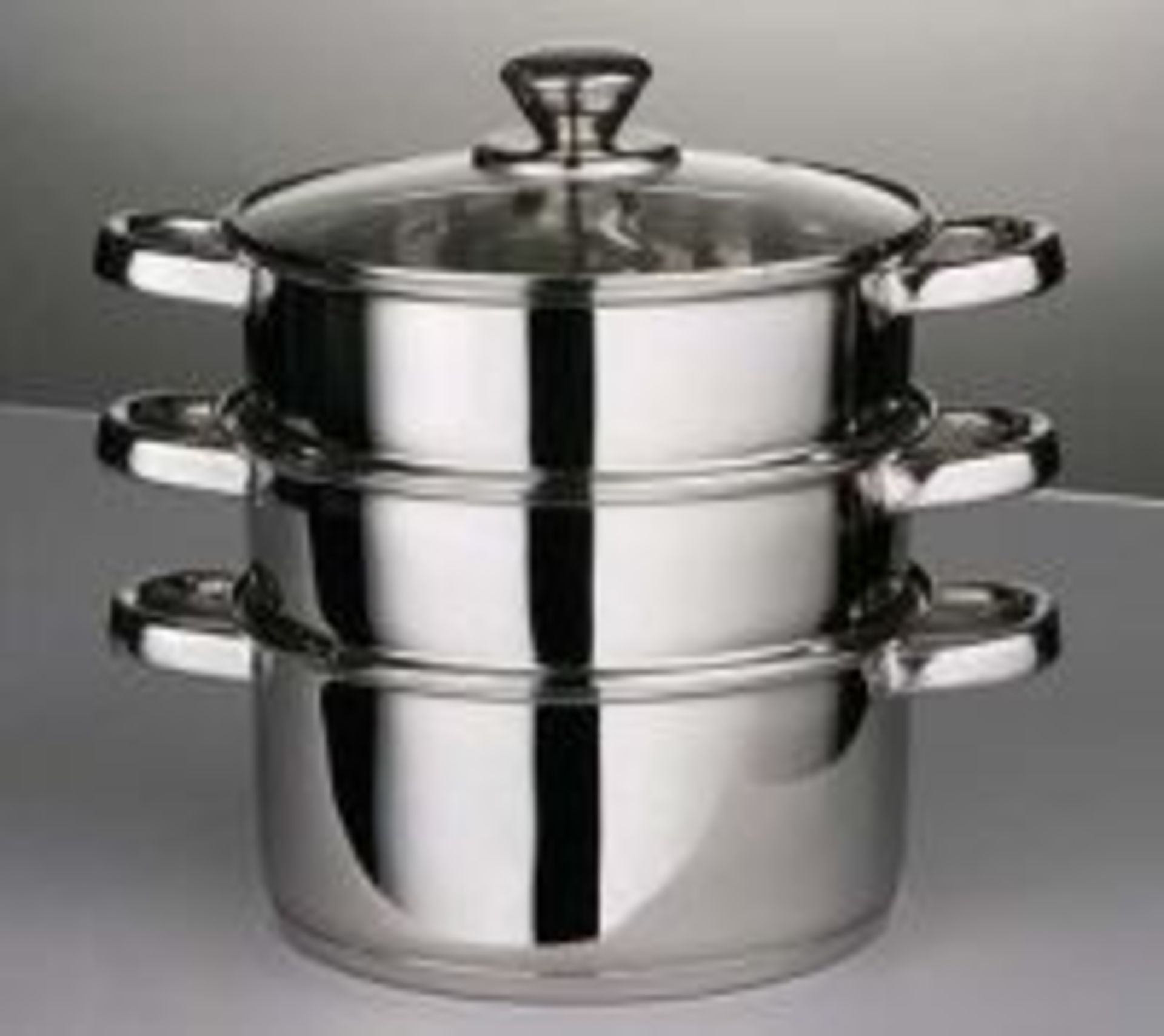 V Brand New Three Piece 22cm Stainless Steel Steamer Set Consists Of 2 X22cm Steamers & 22cm