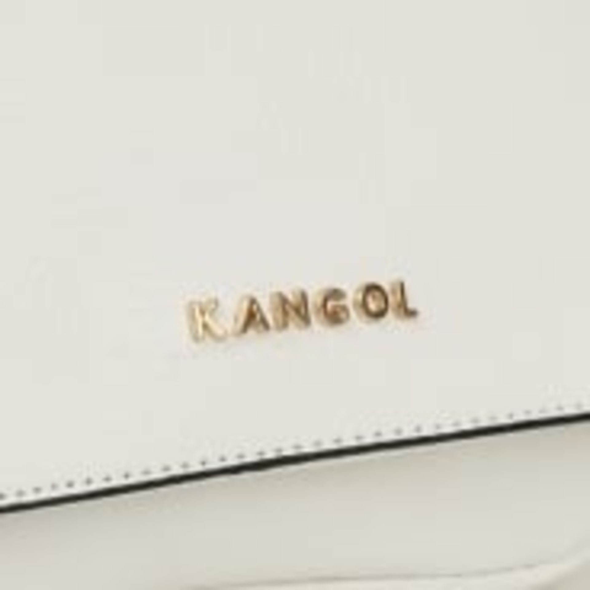 V Brand New Kangol Ladies Beige Messenger Handbag with Fastening Magnet - 2 Zip Fastening - Image 4 of 4