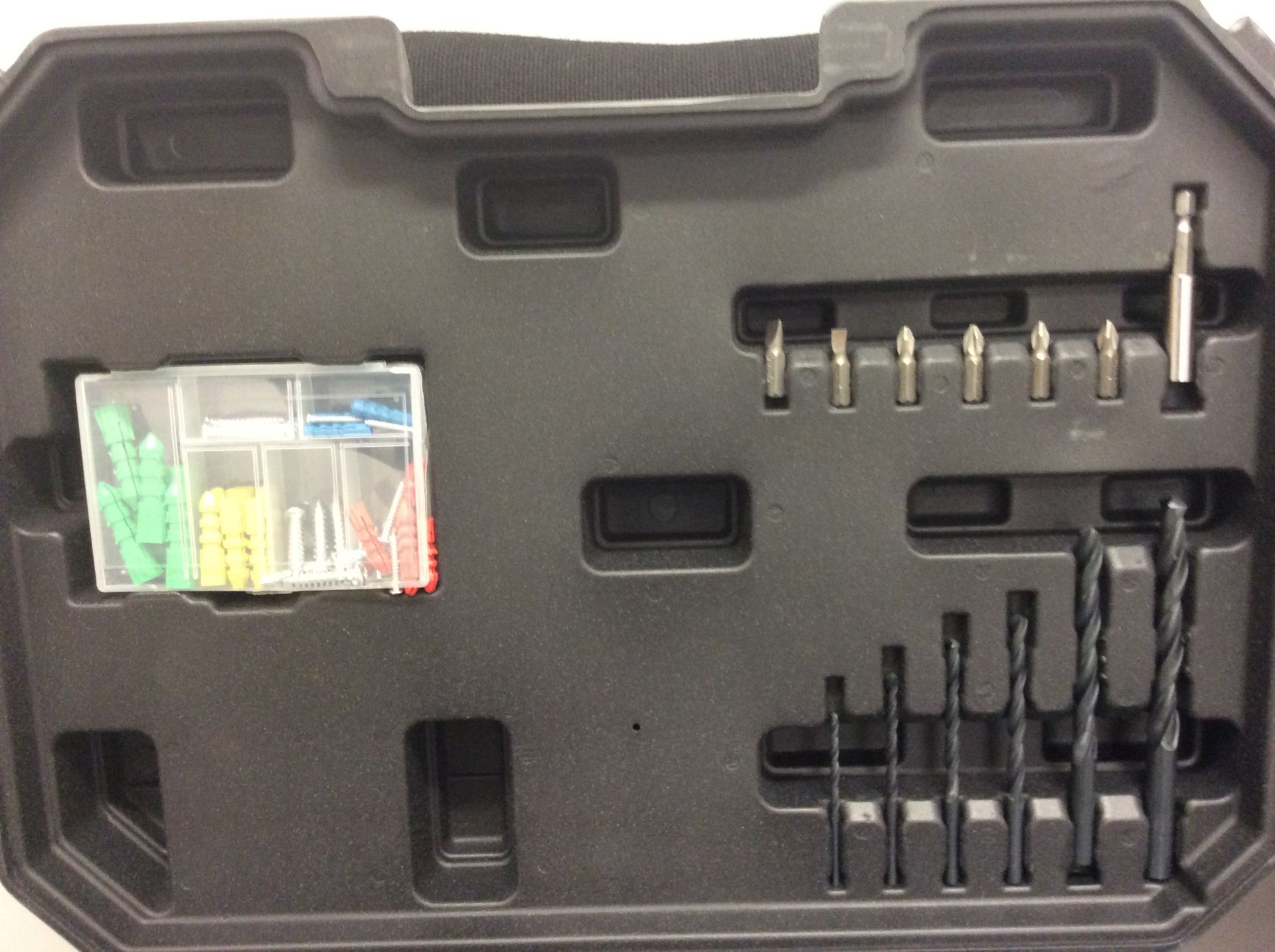 V Brand New Lithium-ion Cordless 24 volt Drill Set In Carry Case With Keyless Chuck - Impact Setting - Image 3 of 3