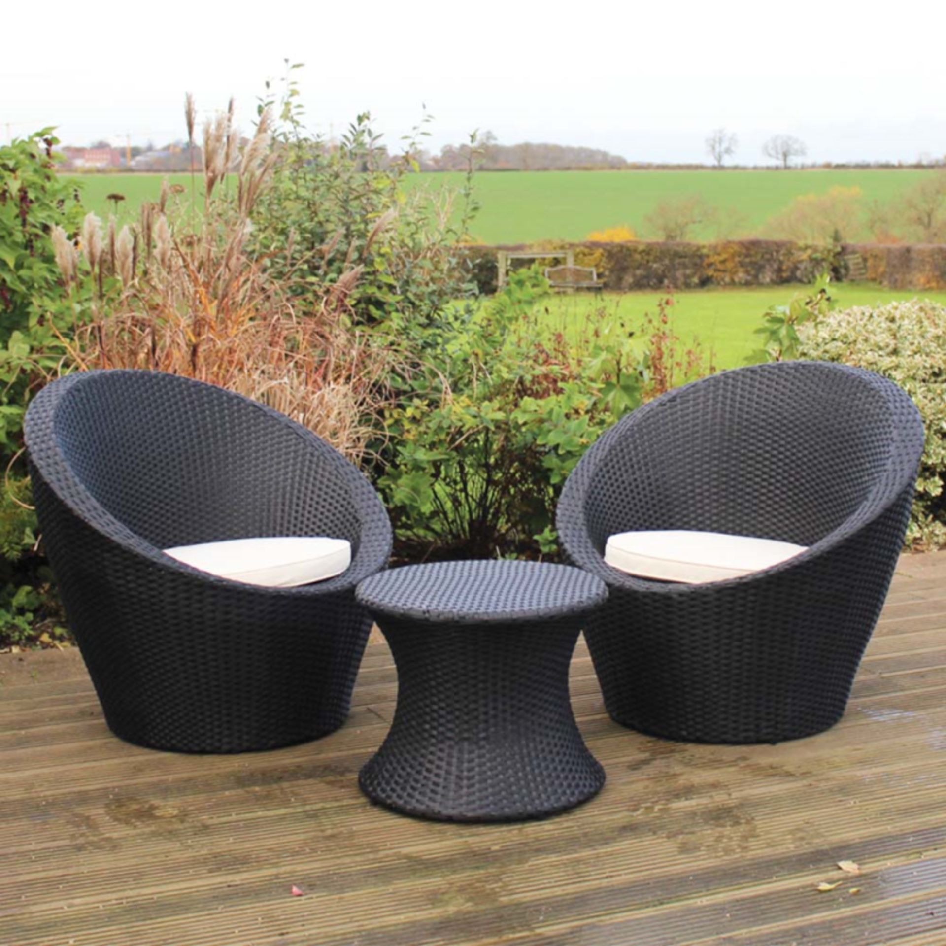 V Brand New Rattan Effect Table And Two Egg Chairs Bistro Set - Compact Stackable Design -