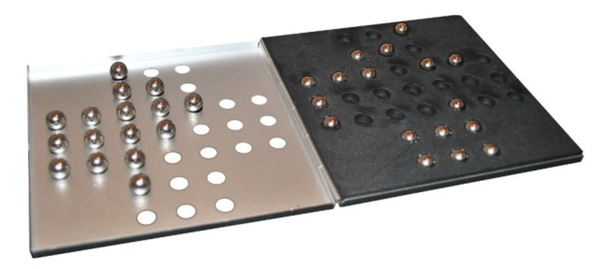 V Brand New Solitaire Classic Desk Game With 33 Stainless Steel Balls In Aluminium Case