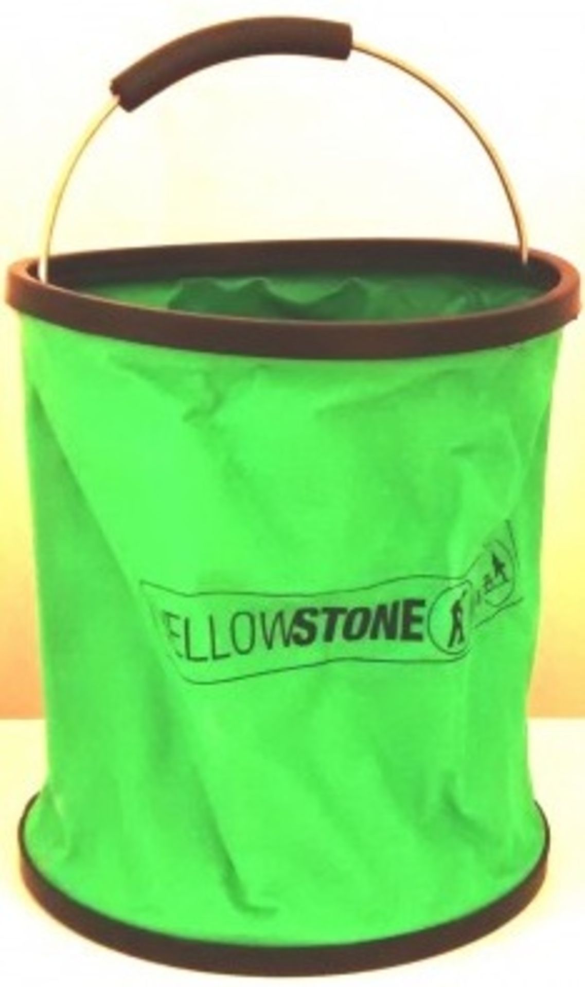 V Grade A Nine Litre Foldable Bucket-Sturdy Metal Handle With Soft Grip-Folds To 3cm Flat-26cm High