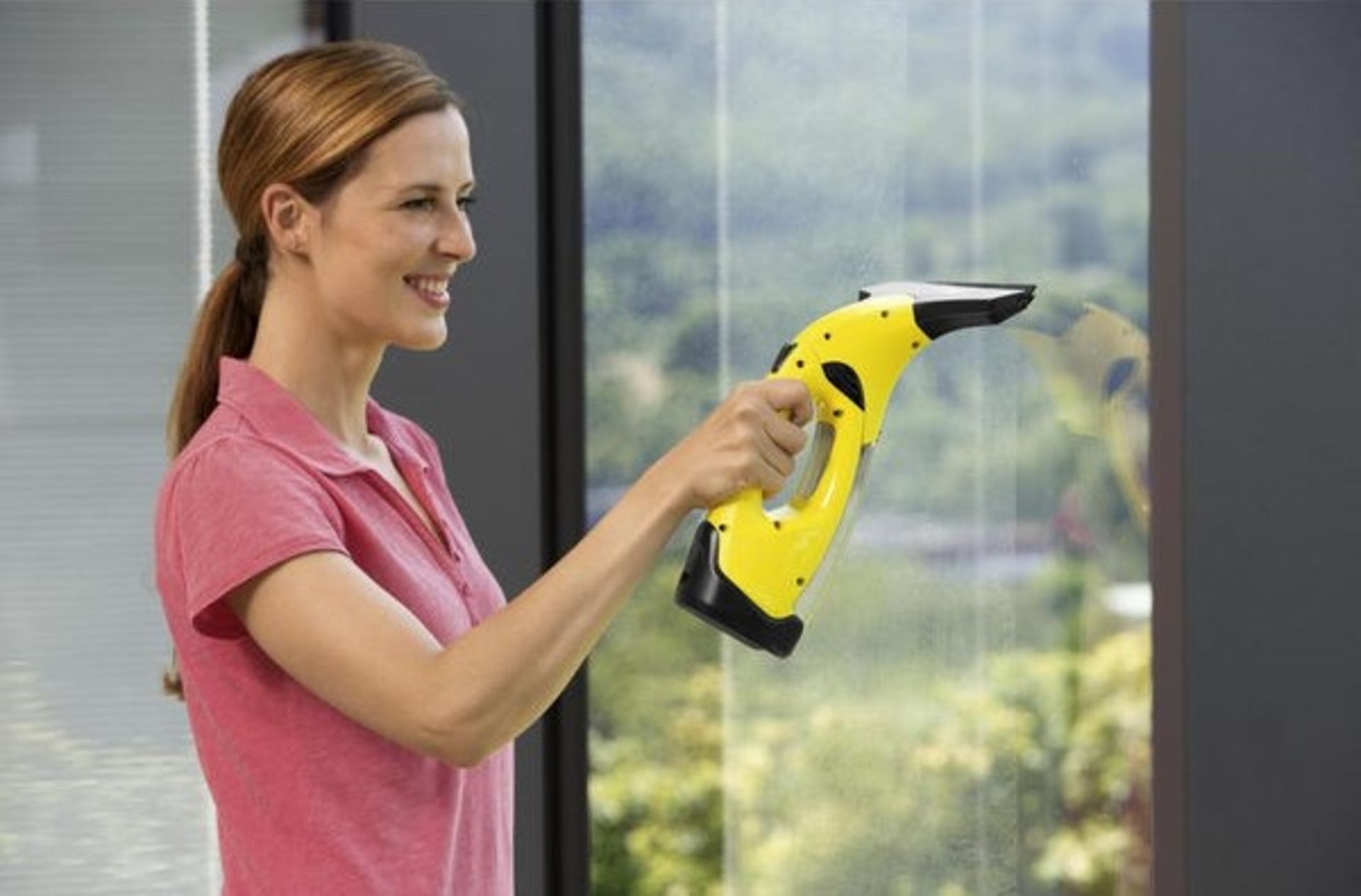 V Brand New Karcher WV2 Window Vacuum Cleaner - £54.98 at GardenLines.co.uk - Cleans Up To 60