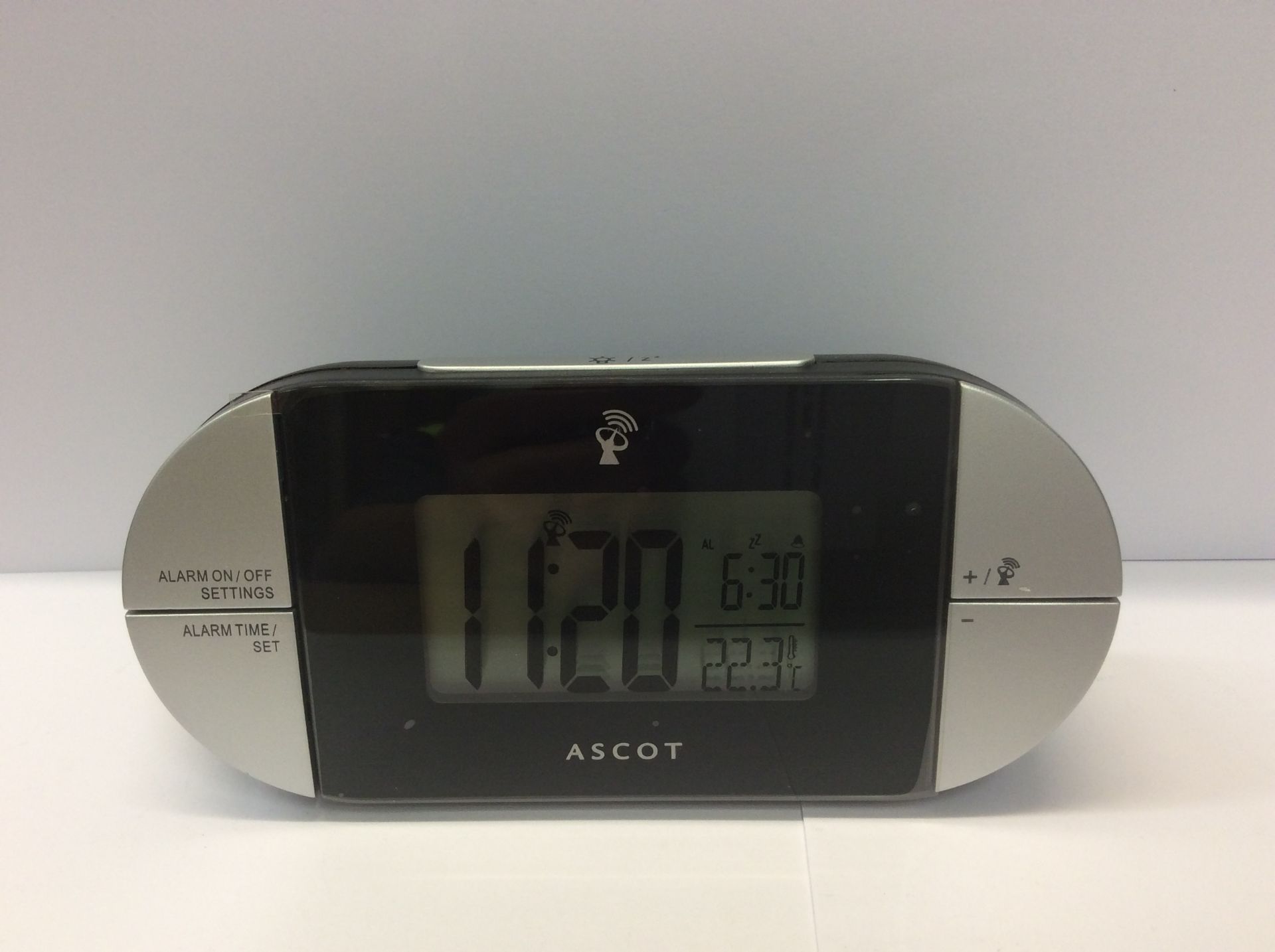 V Brand New Digital LCD Radio Controlled Alarm Clock