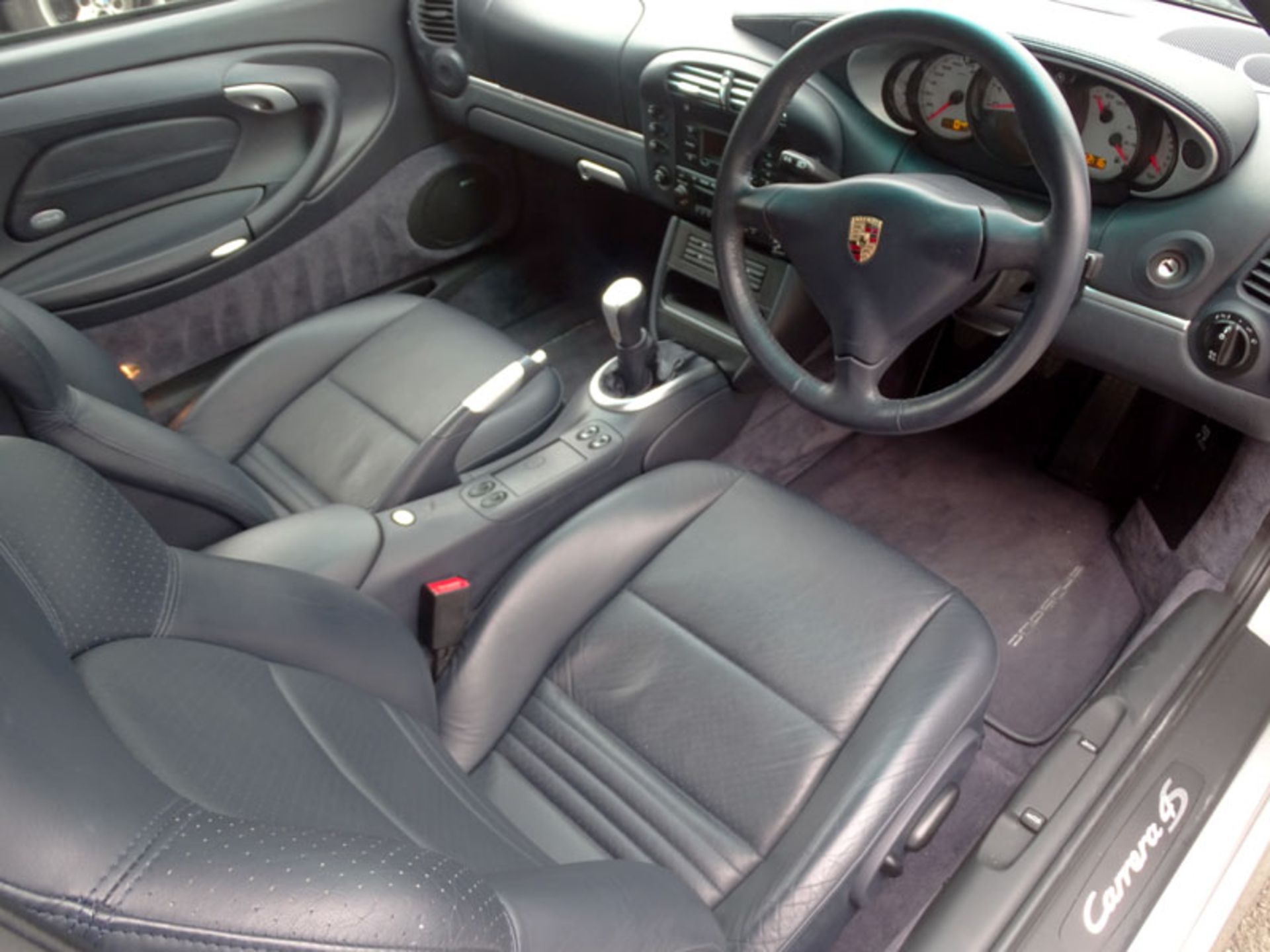 2004 Porsche 911 Carrera 4S - Image 4 of 7