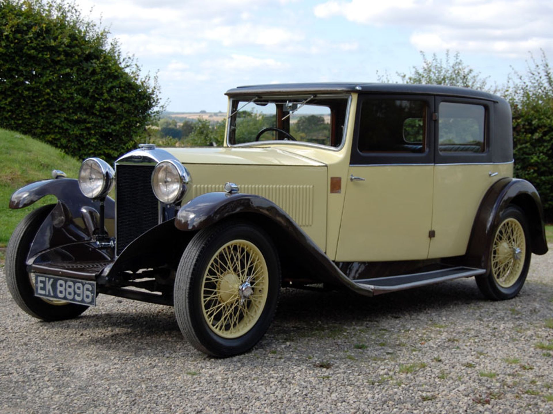 1932 Invicta 12/45 Saloon