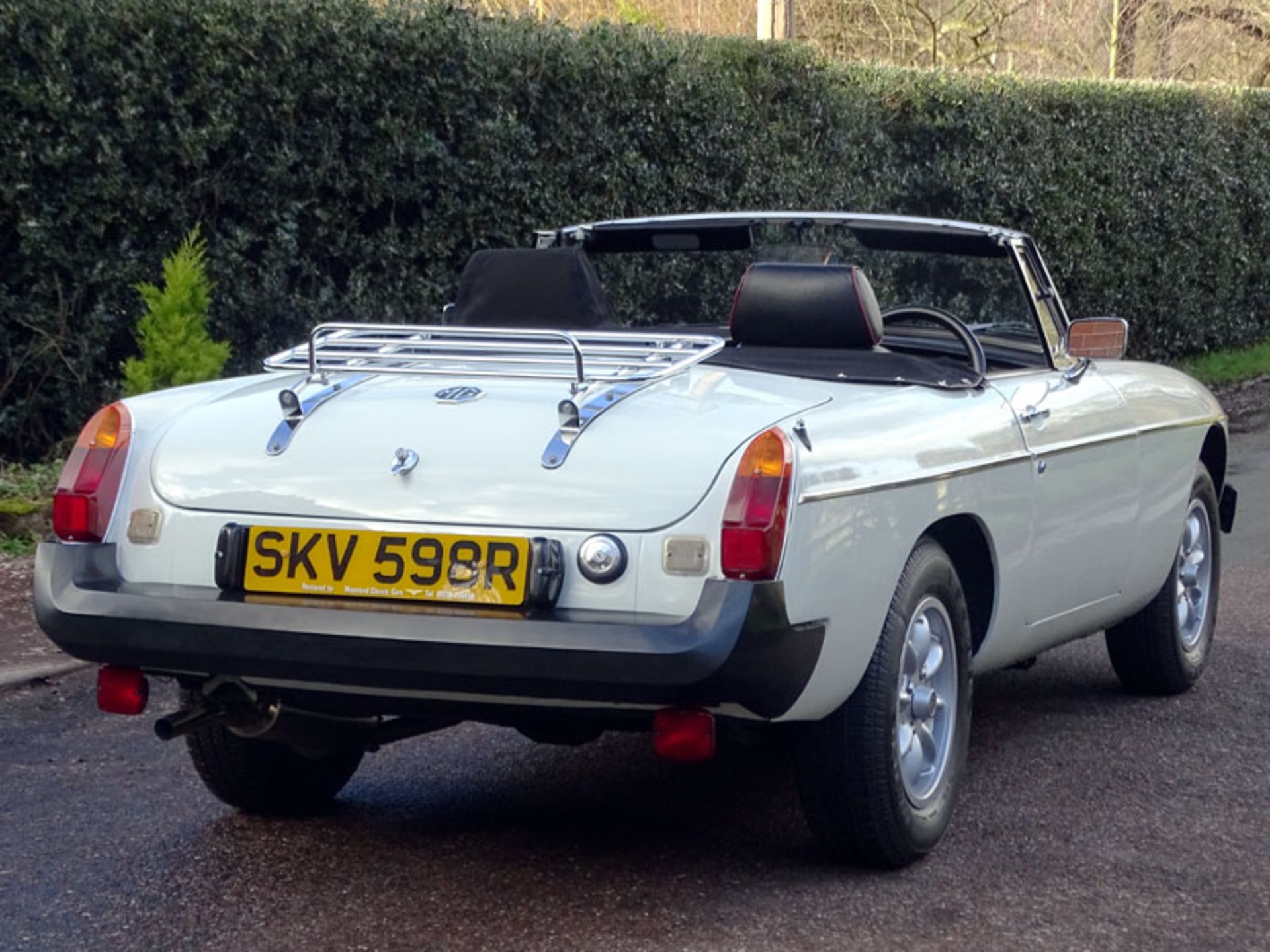 1976 MG B Roadster - Bild 3 aus 9