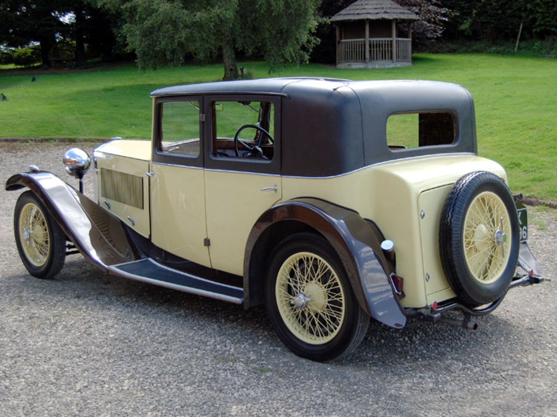 1932 Invicta 12/45 Saloon - Image 3 of 10