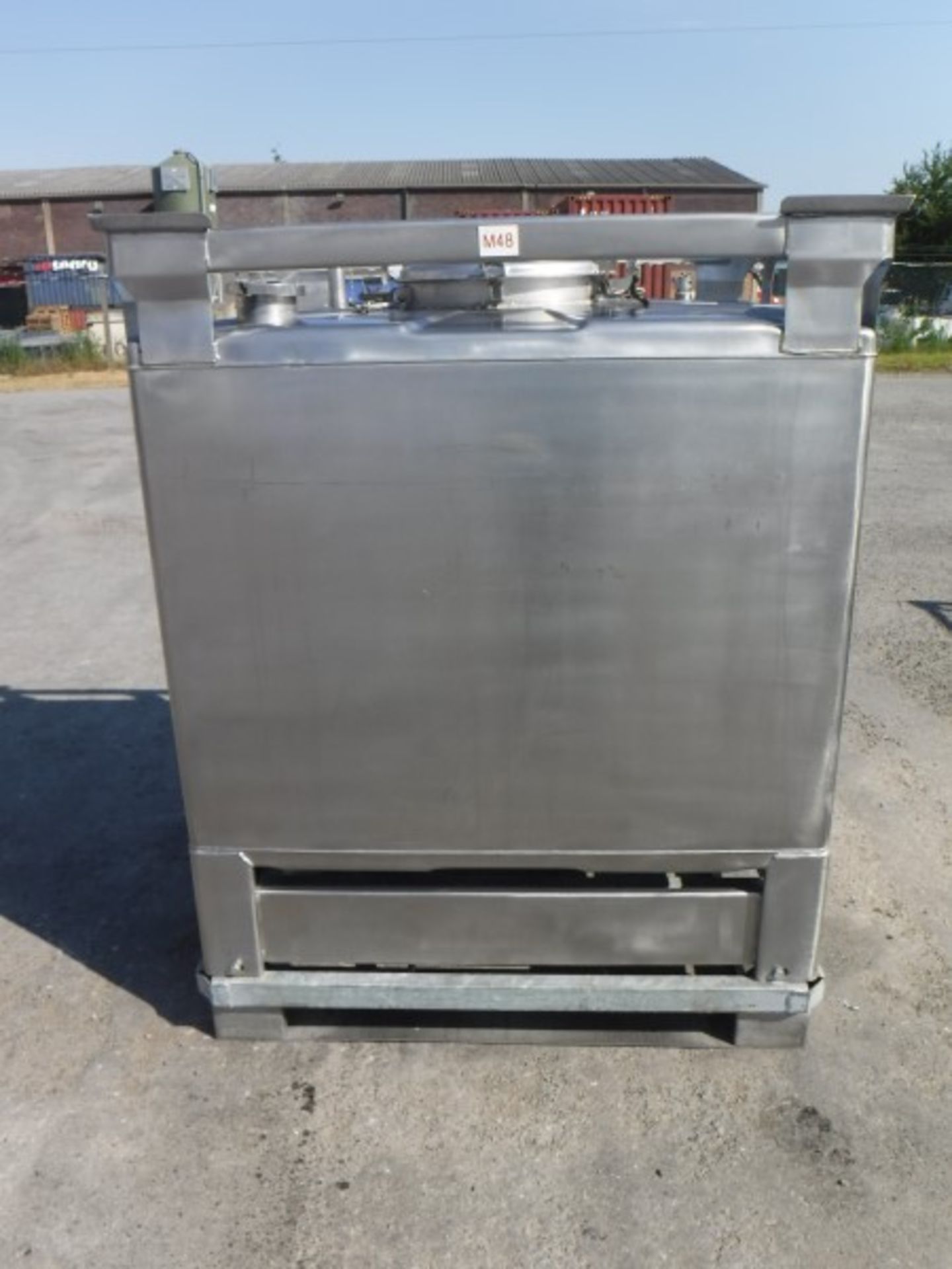 Stainless Steel IBC, 950 litres, Inspection Cover, 2 Filling Points and Pressure release Valve. 1 - Image 5 of 8
