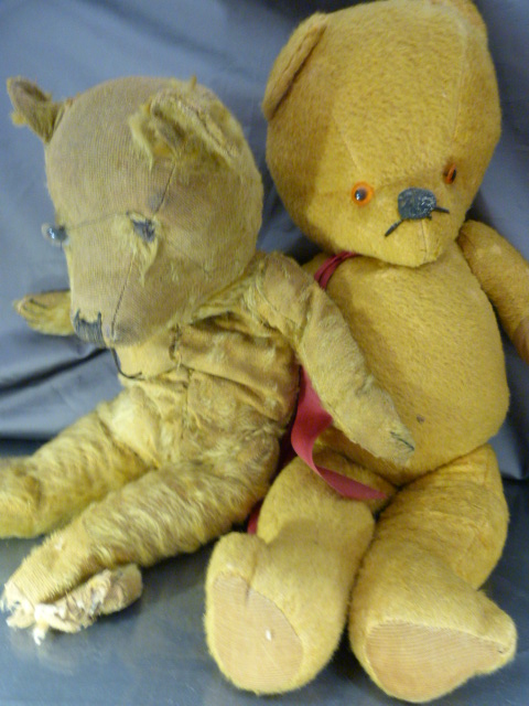 Two vintage Mohair teddy bears. 1 With growler and one without (1 A/F) - Image 4 of 4