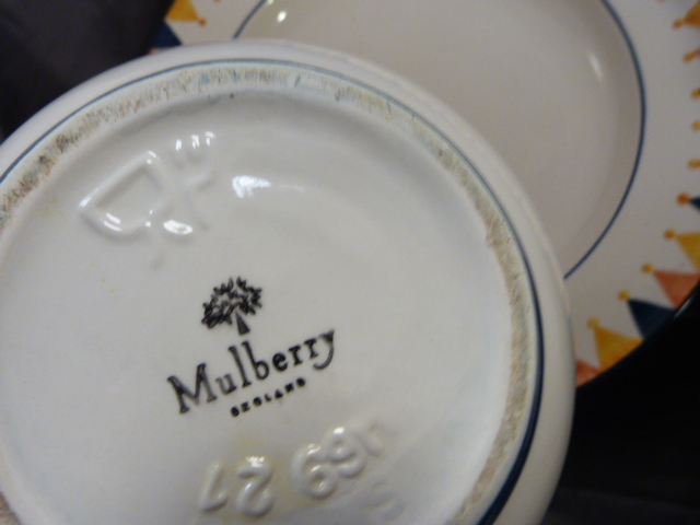 Mulberry China - Retailed at Mulberry in the 'Jester' pattern to include large Charger approx 42. - Image 5 of 5