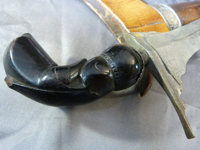 Kris Dagger with straight blade in a hardwood scabbard. The scabbard has silver coloured metal - Image 8 of 24