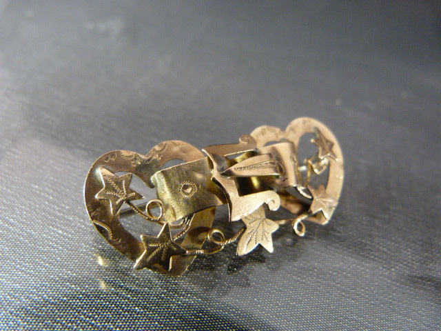 9ct Rose Gold Victorian Brooch formed of a Central Buckle linking two hearts and with stylised Ivy - Image 2 of 8