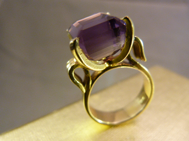 14K Gold contemporary 1970's design Amethyst Ring. The approx 7.5carat Amethyst measures approx 11mm - Image 5 of 12