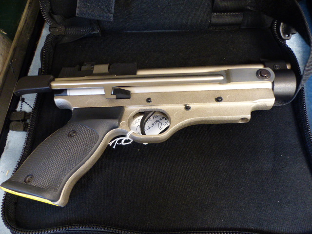 Cometa Indian Air Pistol .177 single stroke. Comes with bag and manual - Image 2 of 6